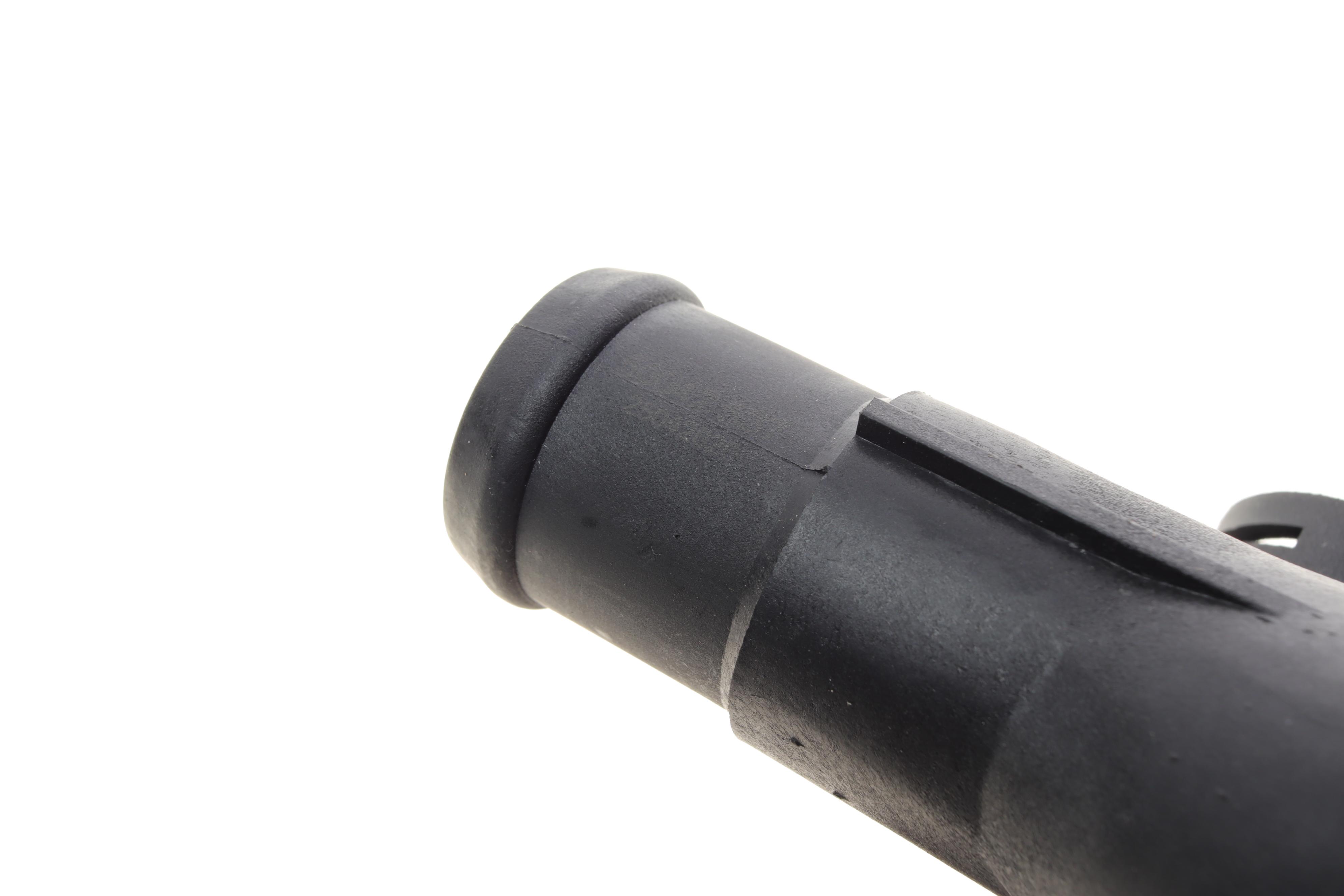 Фланець системи охолодження VW Polo/Golf II 81-94