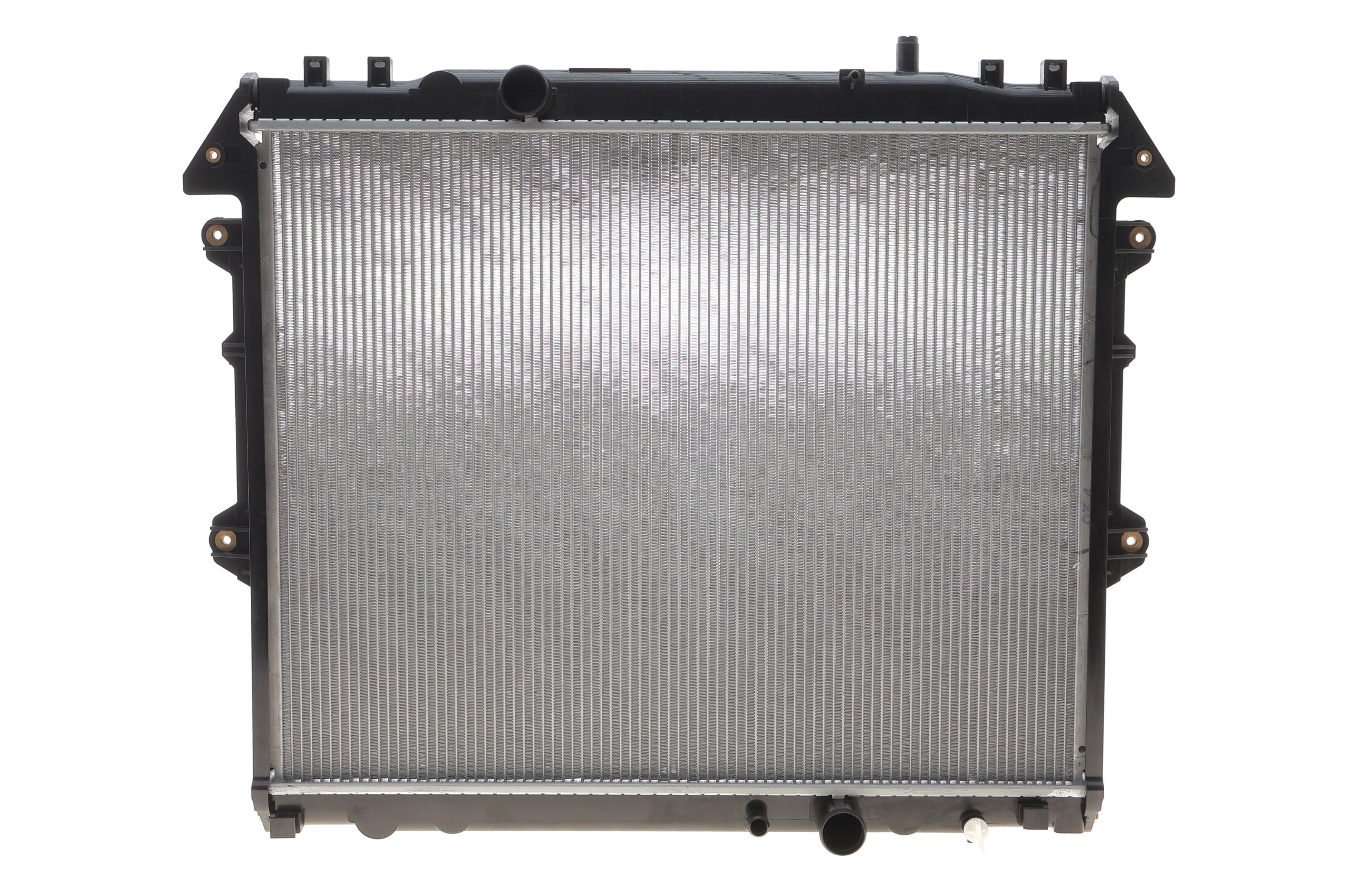 Радіатор охолодження Toyota Hilux 2.5-3.0 D-4D 04-