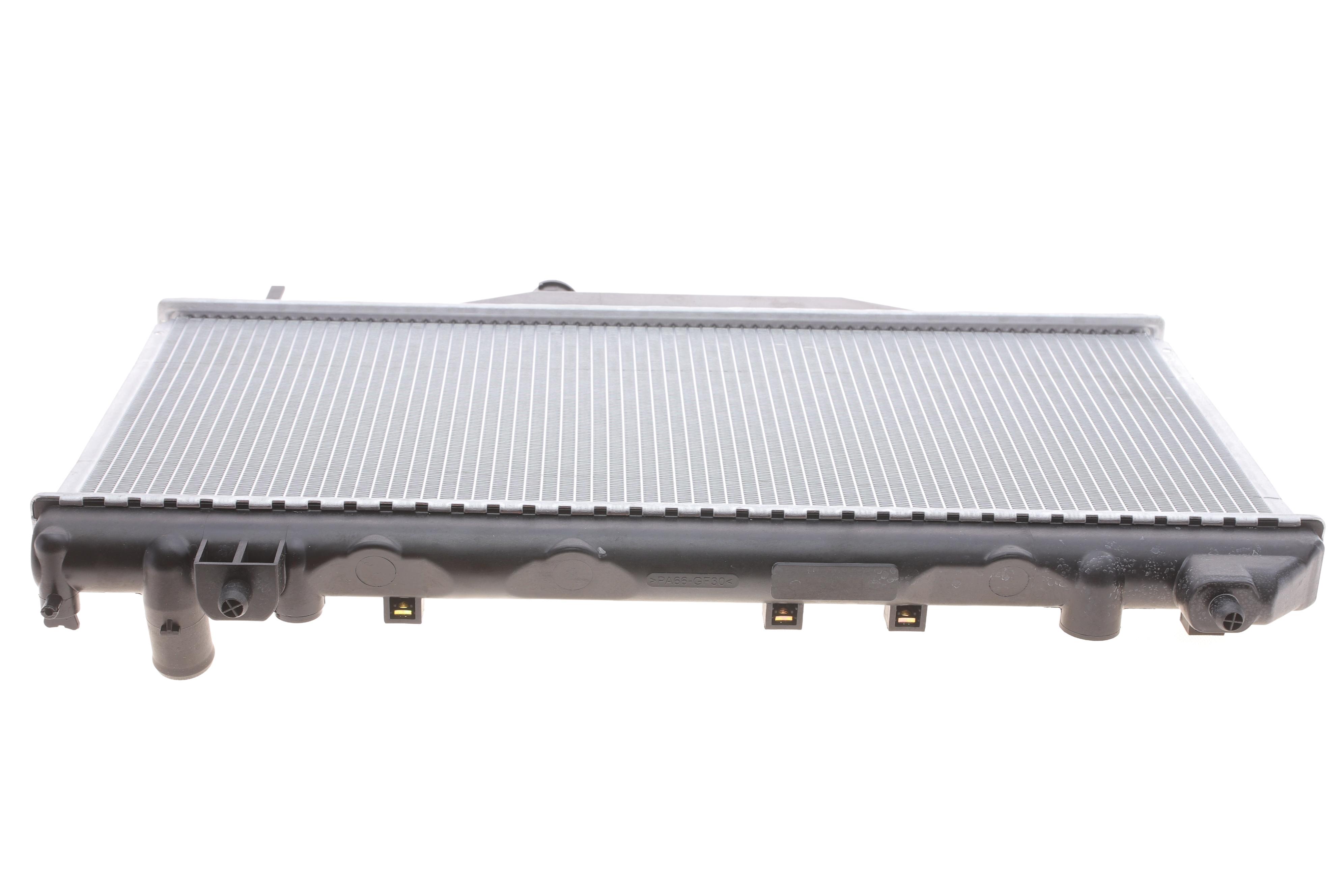 Радіатор охолодження Toyota Avensis 1.6 VVT-i 00-03