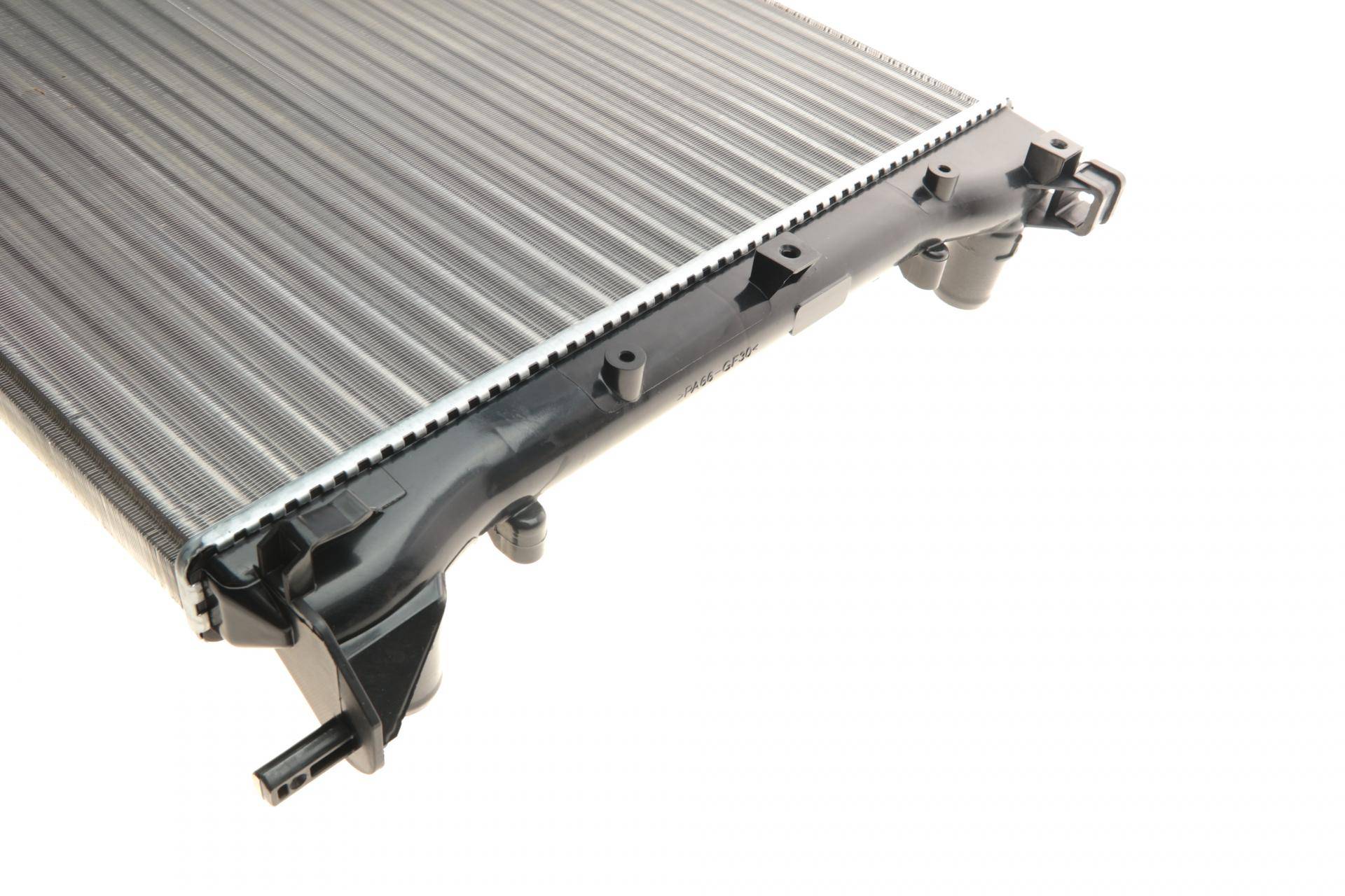 Радіатор охолодження Renault Trafic 2.5dCi 02- (-AC)