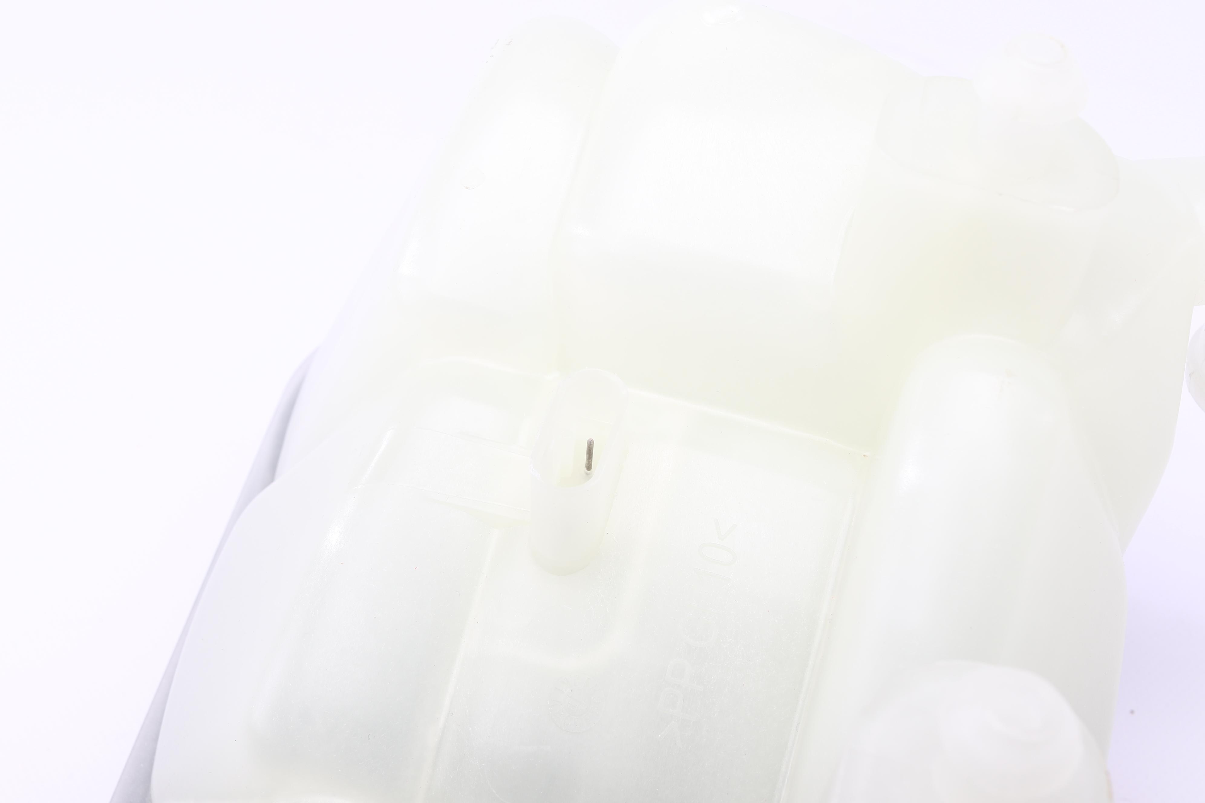 Бачок розширювальний MB (W166/X166/C292) 11-