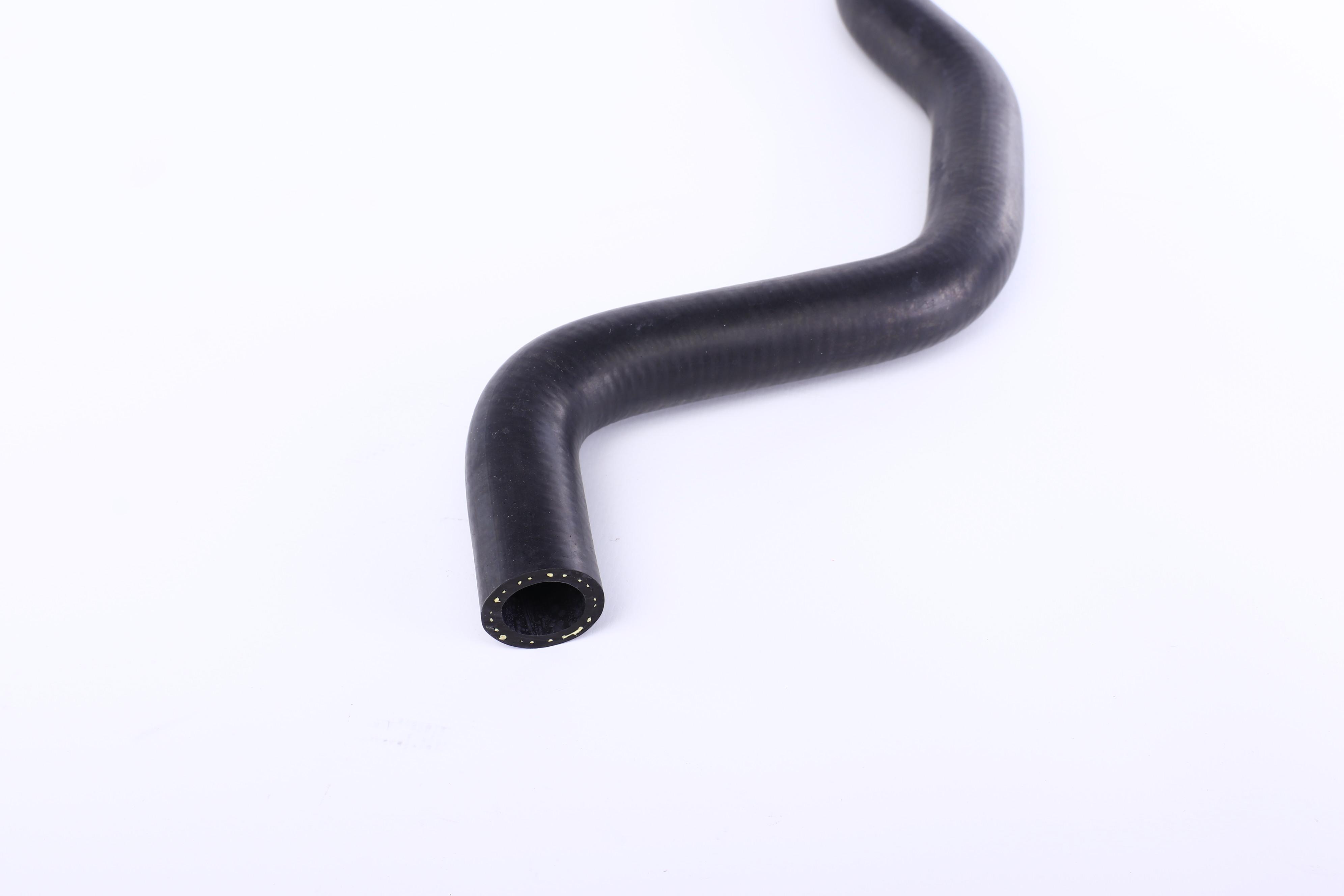 Патрубок системи охолодження VW T4 2.4D/2.5 90-03