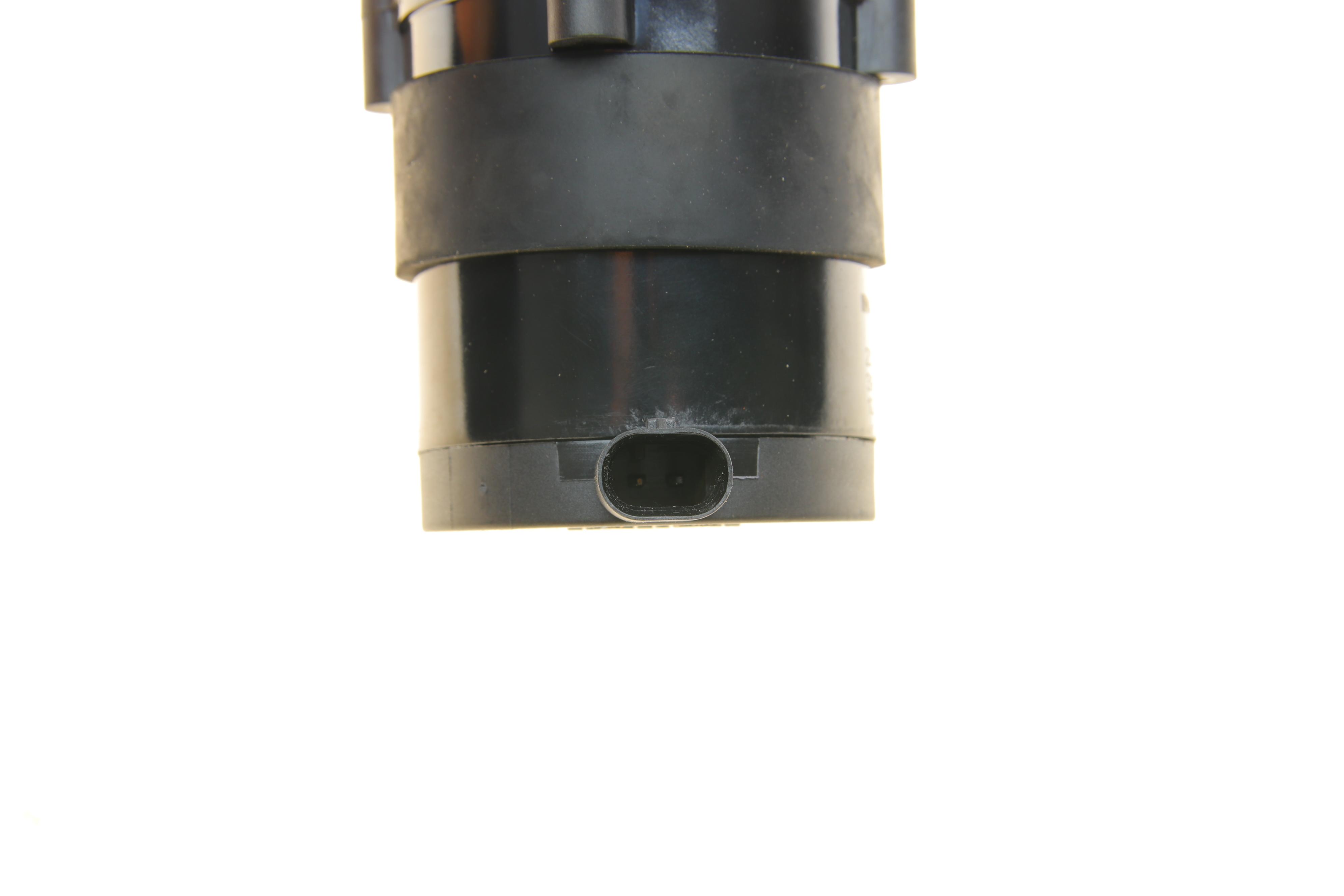 Насос системи охолодження (додатковий) VW Passat/Touran 1.4-2.0 TDI 09-