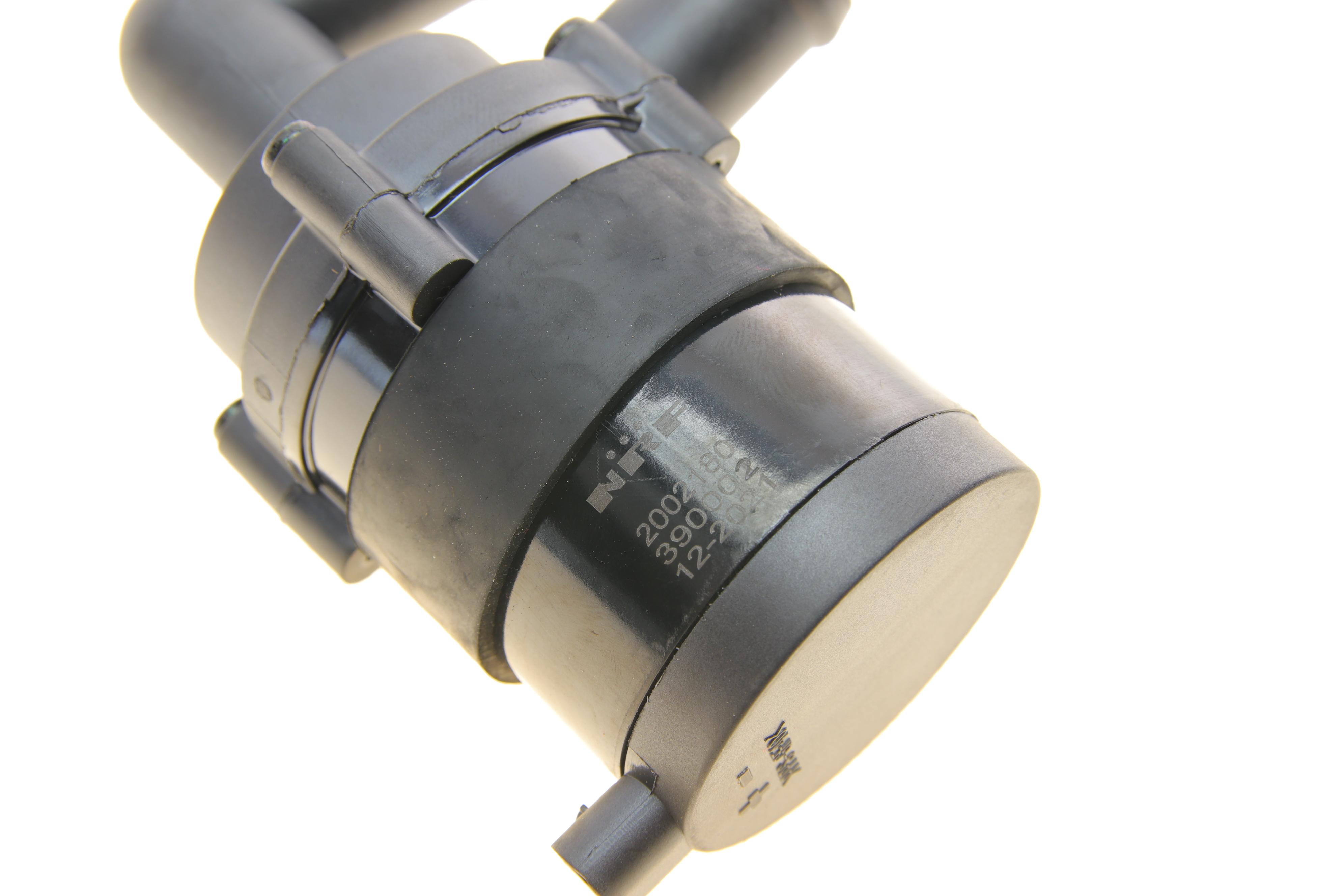 Насос системи охолодження (додатковий) VW Passat/Touran 1.4-2.0 TDI 09-