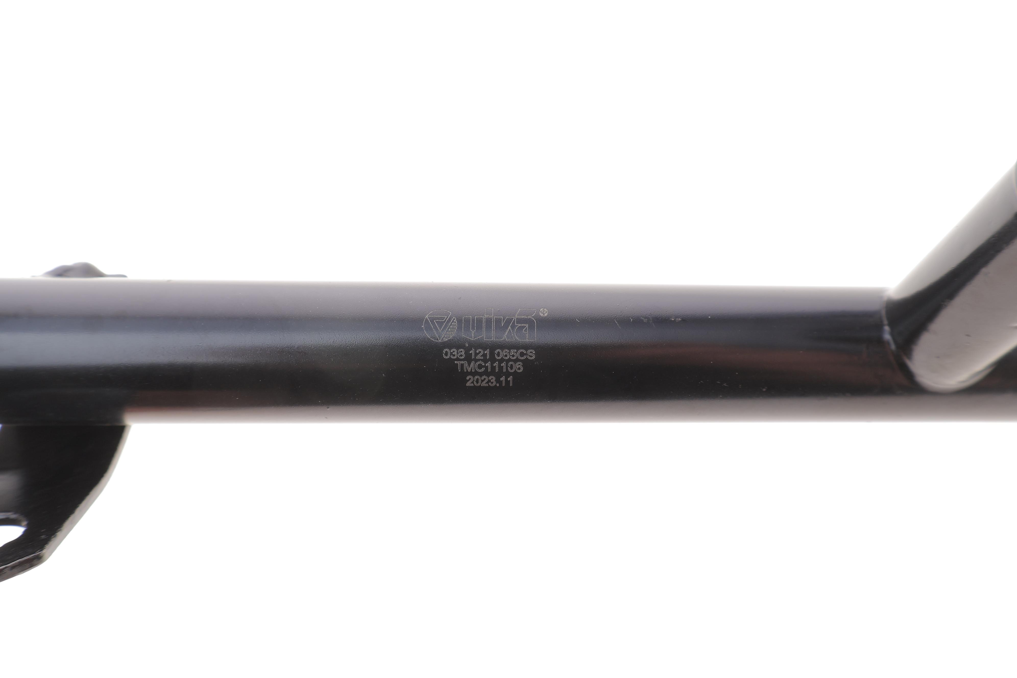 Патрубок системи охолодження VW Caddy III 1.9 TDI 04-10