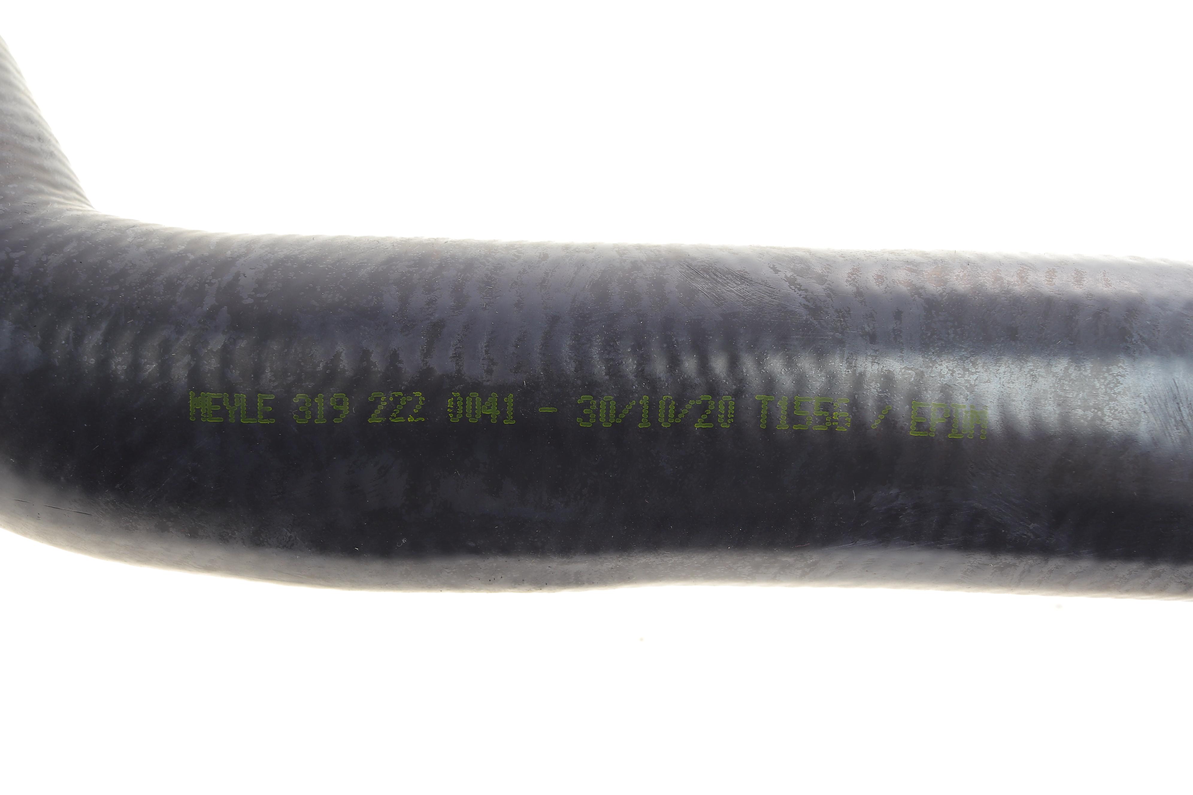 Патрубок системи охолодження (нижній) (R) BMW 3 (E46) 2.0i-3.0i 00-06 M52/M54