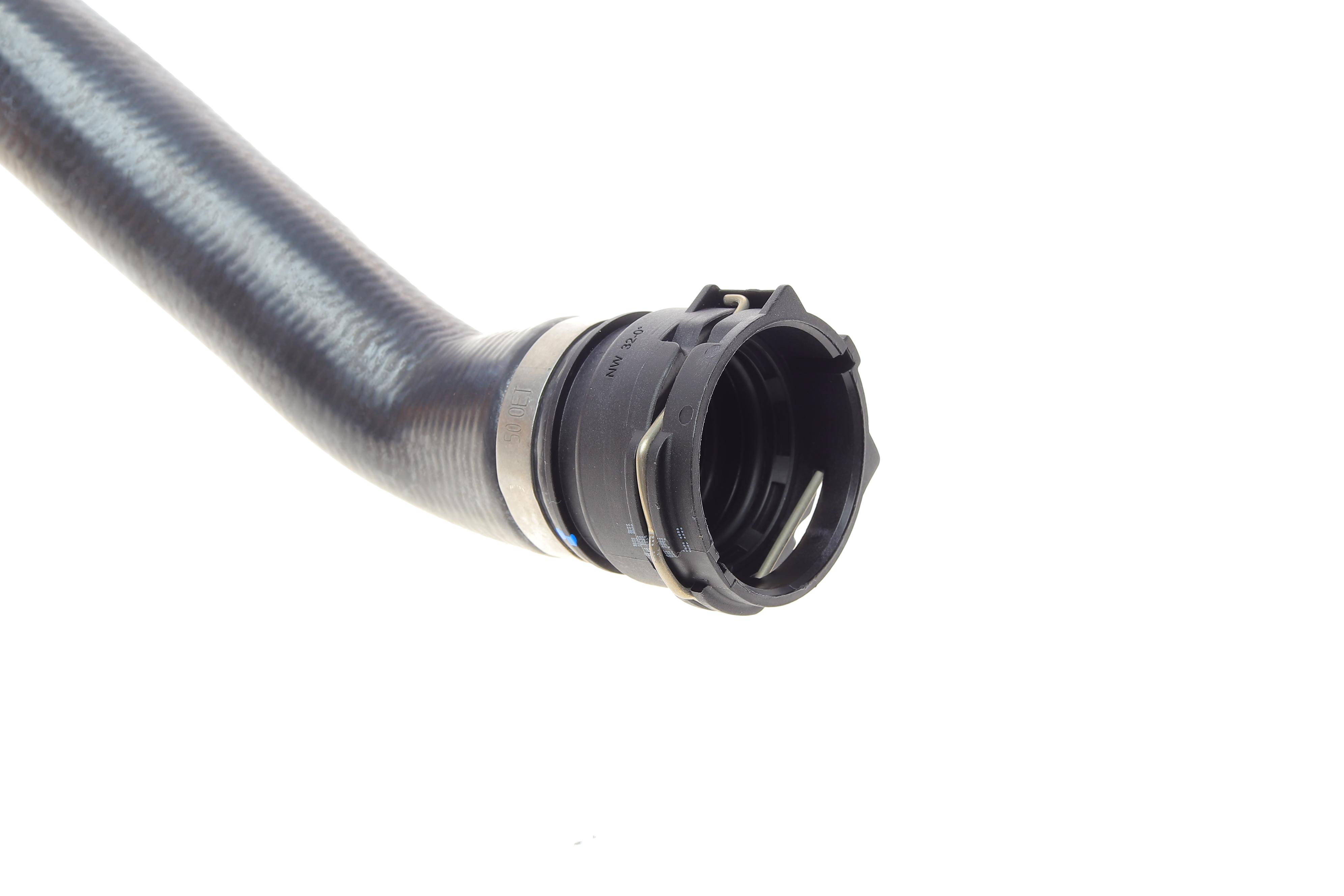 Патрубок системи охолодження (нижній) (R) BMW 3 (E46) 2.0i-3.0i 00-06 M52/M54