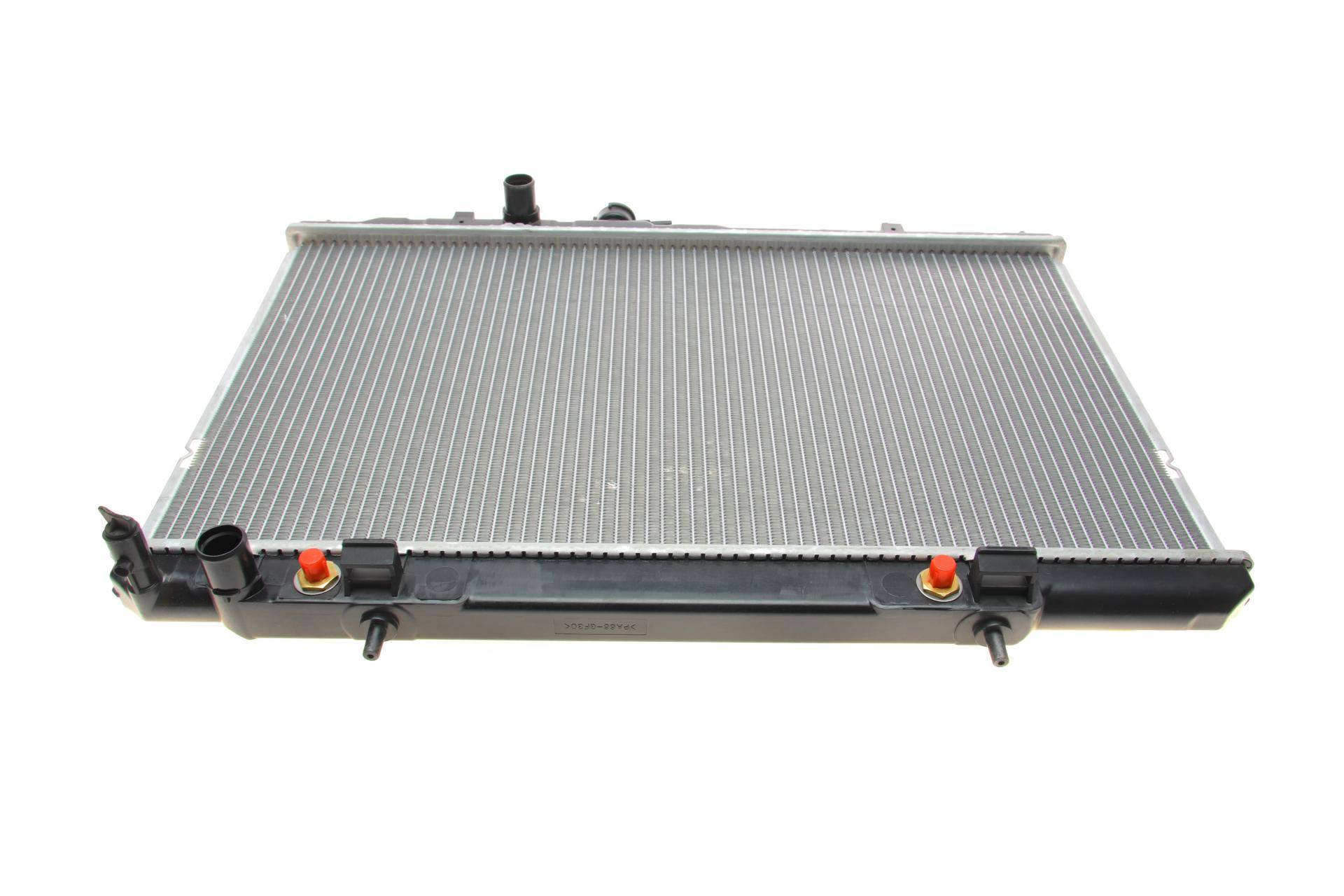 Радіатор охолодження Nissan Almera Classic 1.6 16v 06-