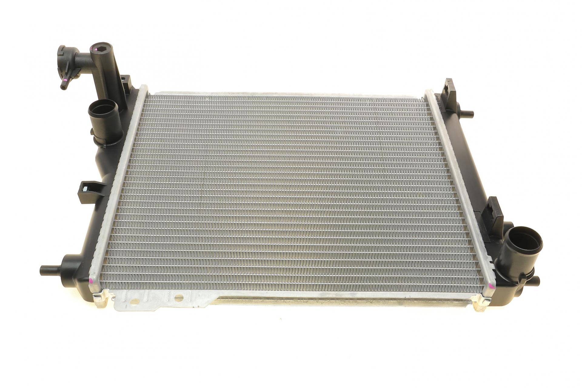 Радіатор охолодження Hyundai Getz 1.1-1.4 02-10