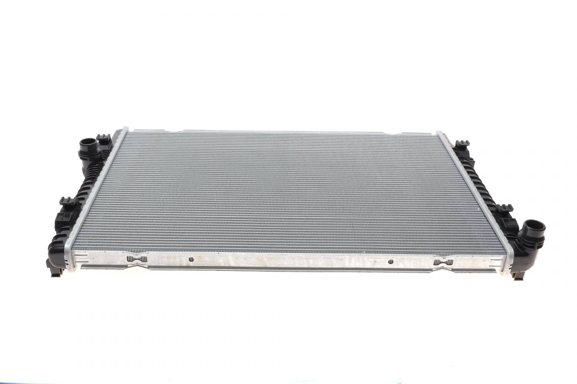 Радіатор охолодження VW Golf VII/Passat 1.8/2.0 12-/Skoda Octavia/Superb 1.8/2.0 12-