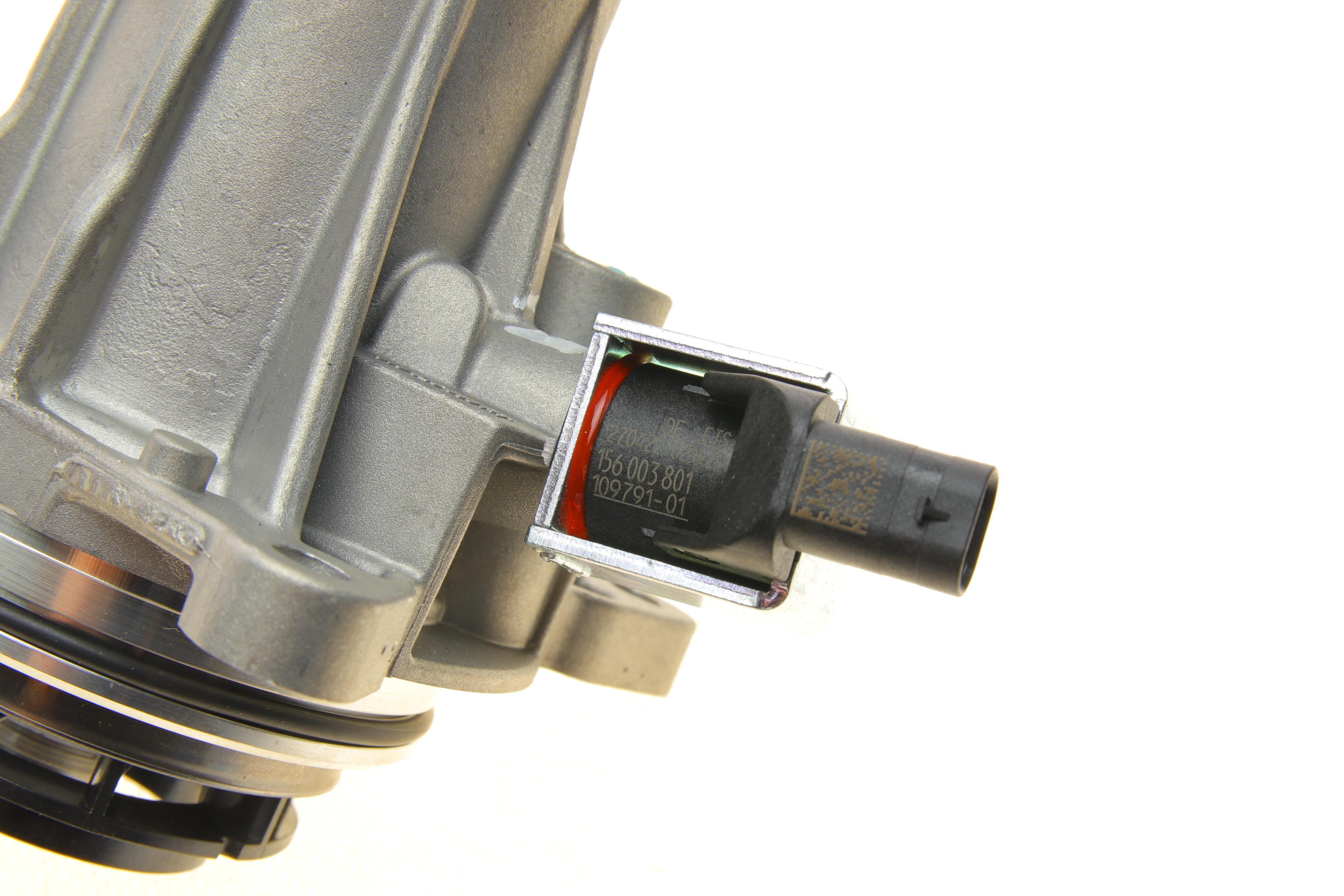 Помпа води Land Rover Discovery/Range Rover 3.0D 09-