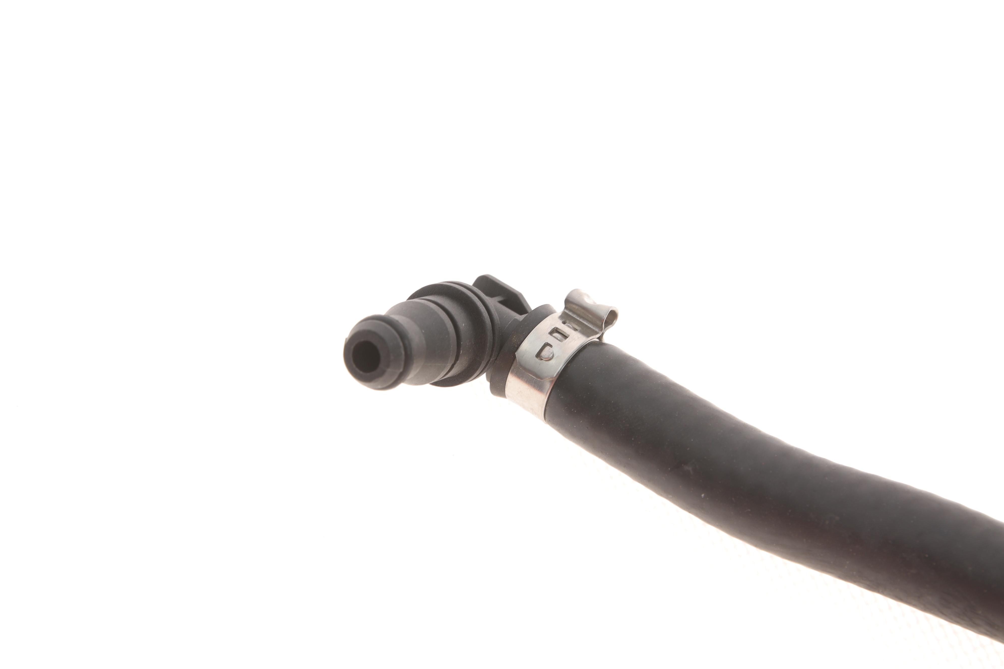 Патрубок радіатора MB C-class (W204)/E-class (W212) 07-15 (M271)