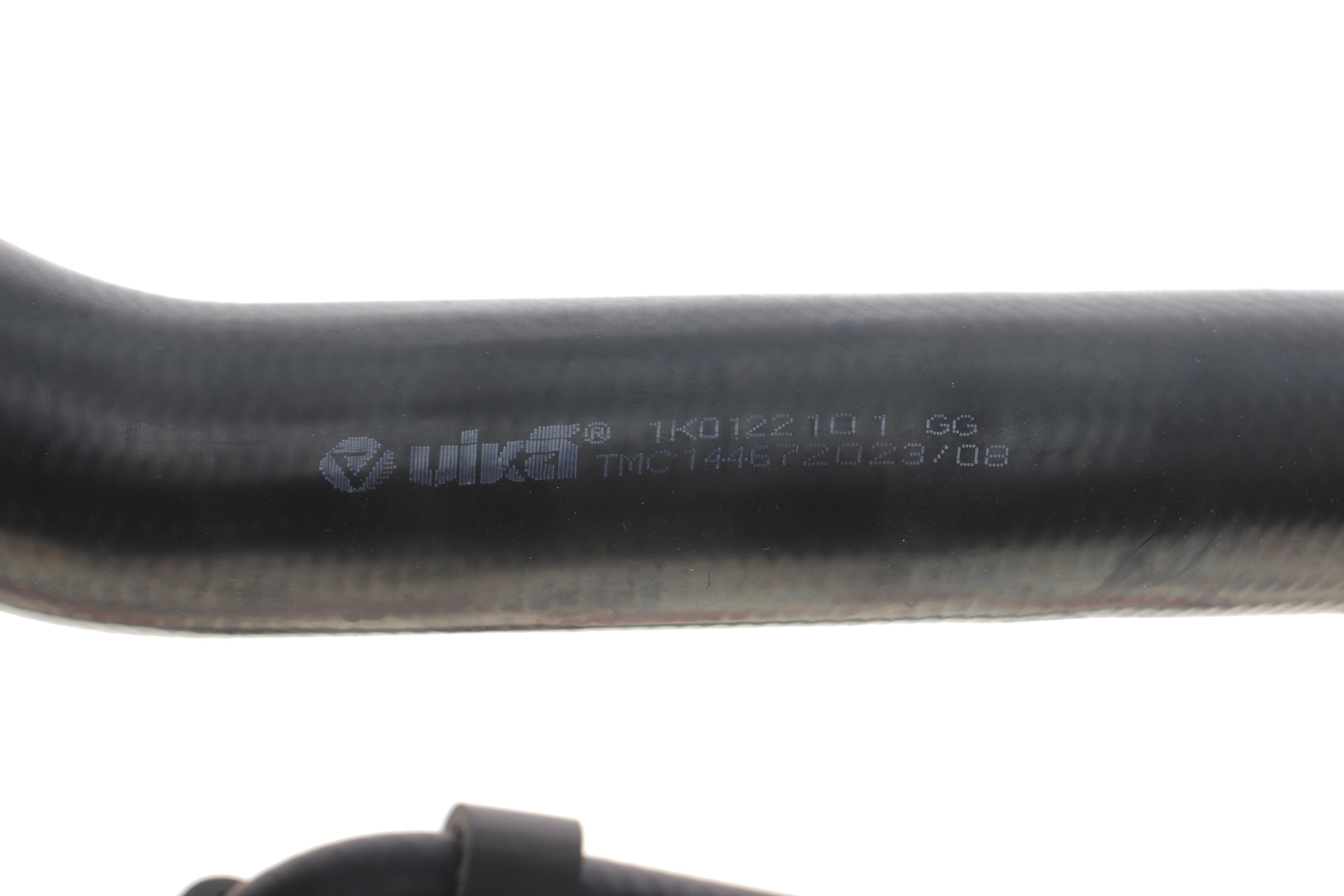 Патрубок радіатора Audi A3/Skoda Octavia/Golf VI 1.8 TSI 06-15