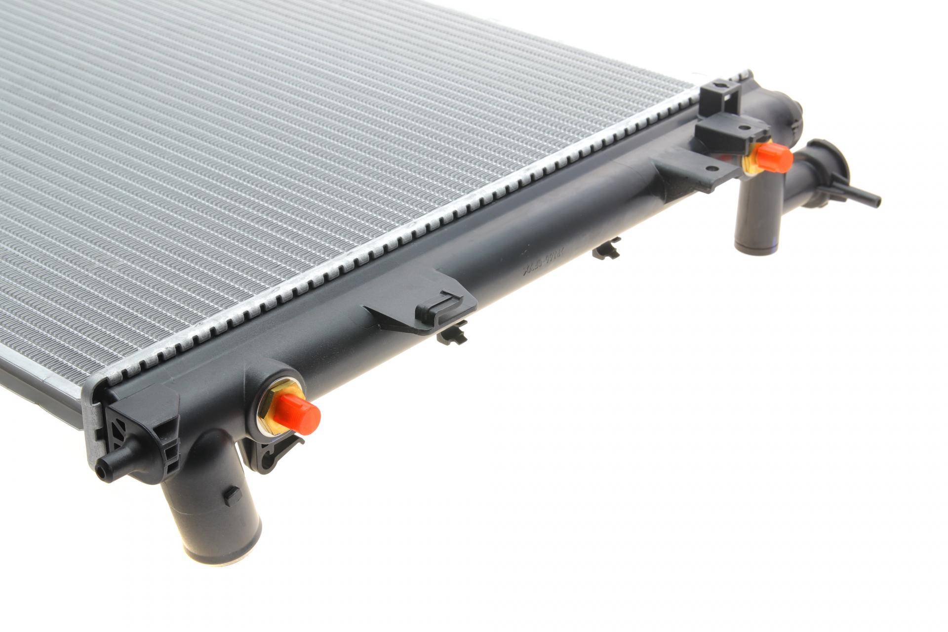 Радіатор охолодження Kia Carens III 2.0 CVVT 06- (АКПП)