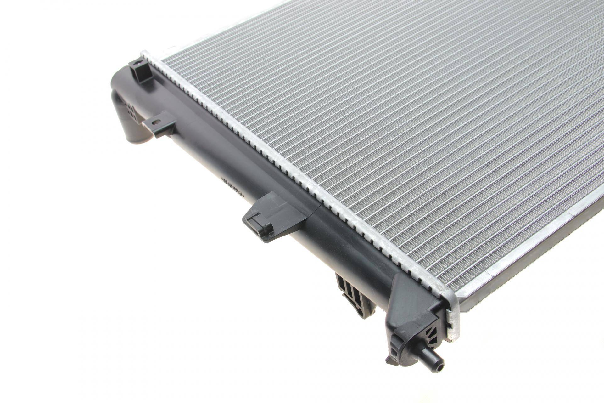 Радіатор охолодження Kia Carens III 2.0 CVVT 06- (АКПП)