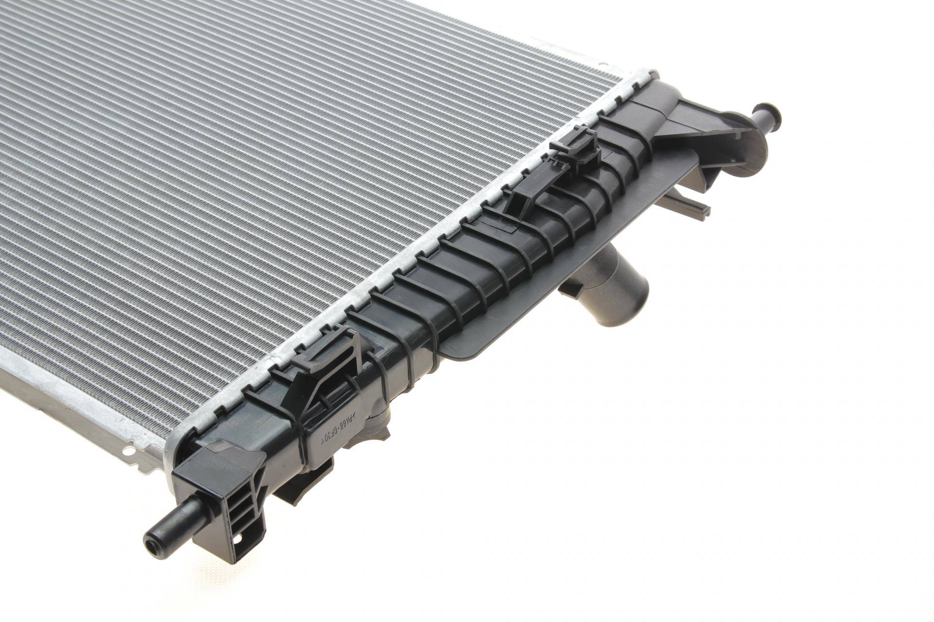 Радіатор охолодження Mazda 3 1.6/2.3 08-14