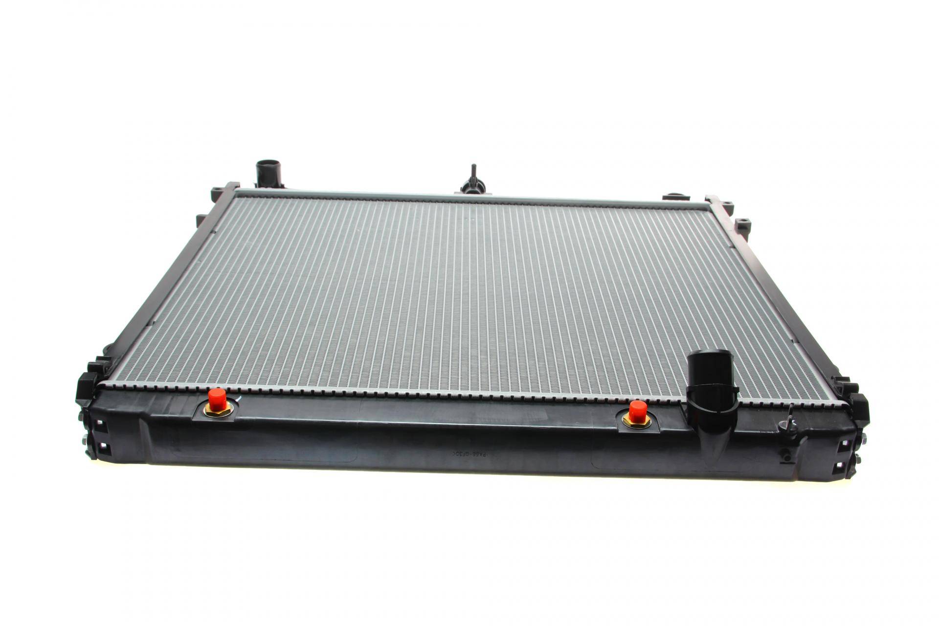 Радіатор охолодження Toyota Land Cruiser 4.7 V8 08-