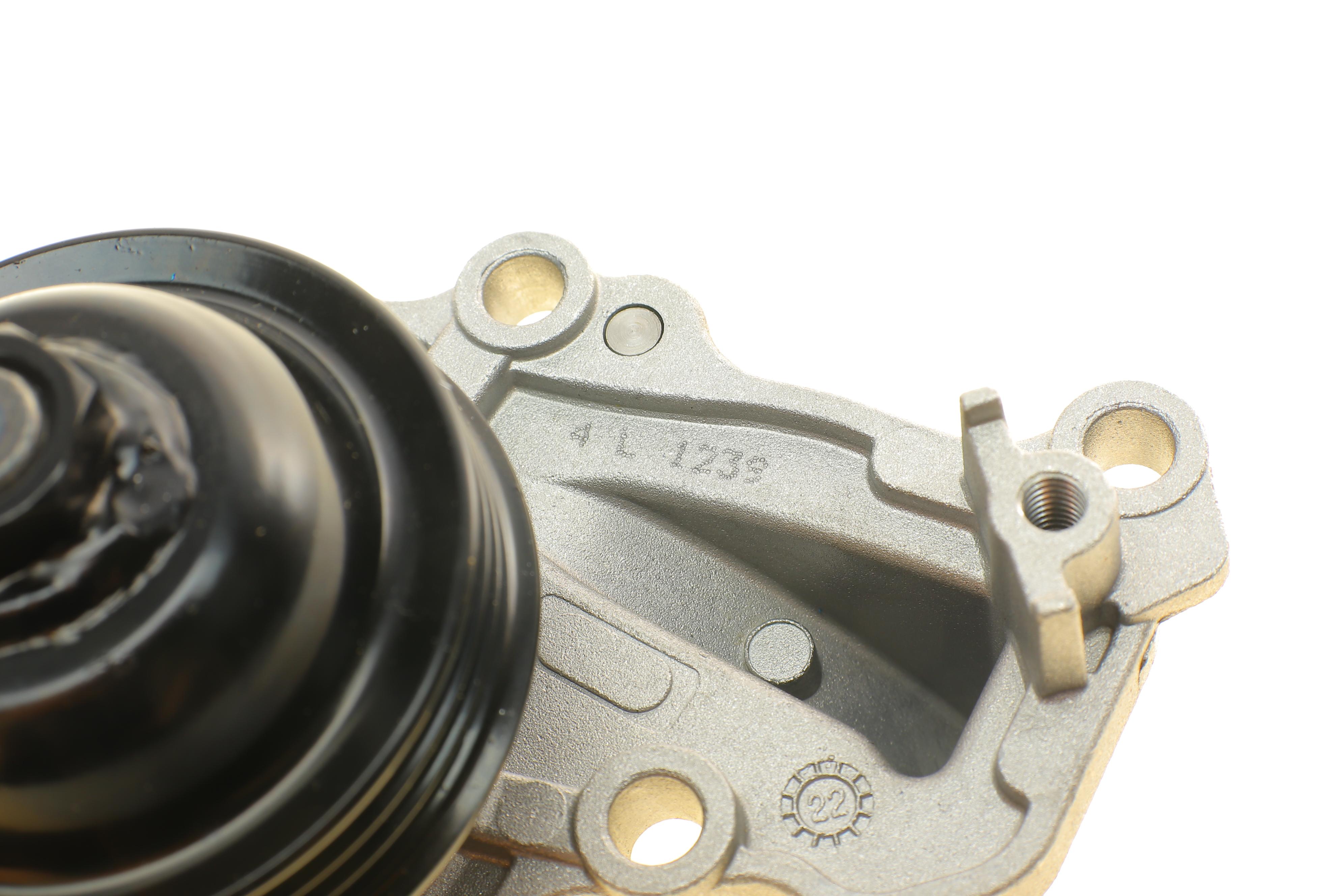 Помпа води Citroen C1/C3/C4 Cactus/Peugeot 208/308 1.0/1.2VTi 12-/Opel Corsa 19- (R/B)(6 лоп)(3кан)