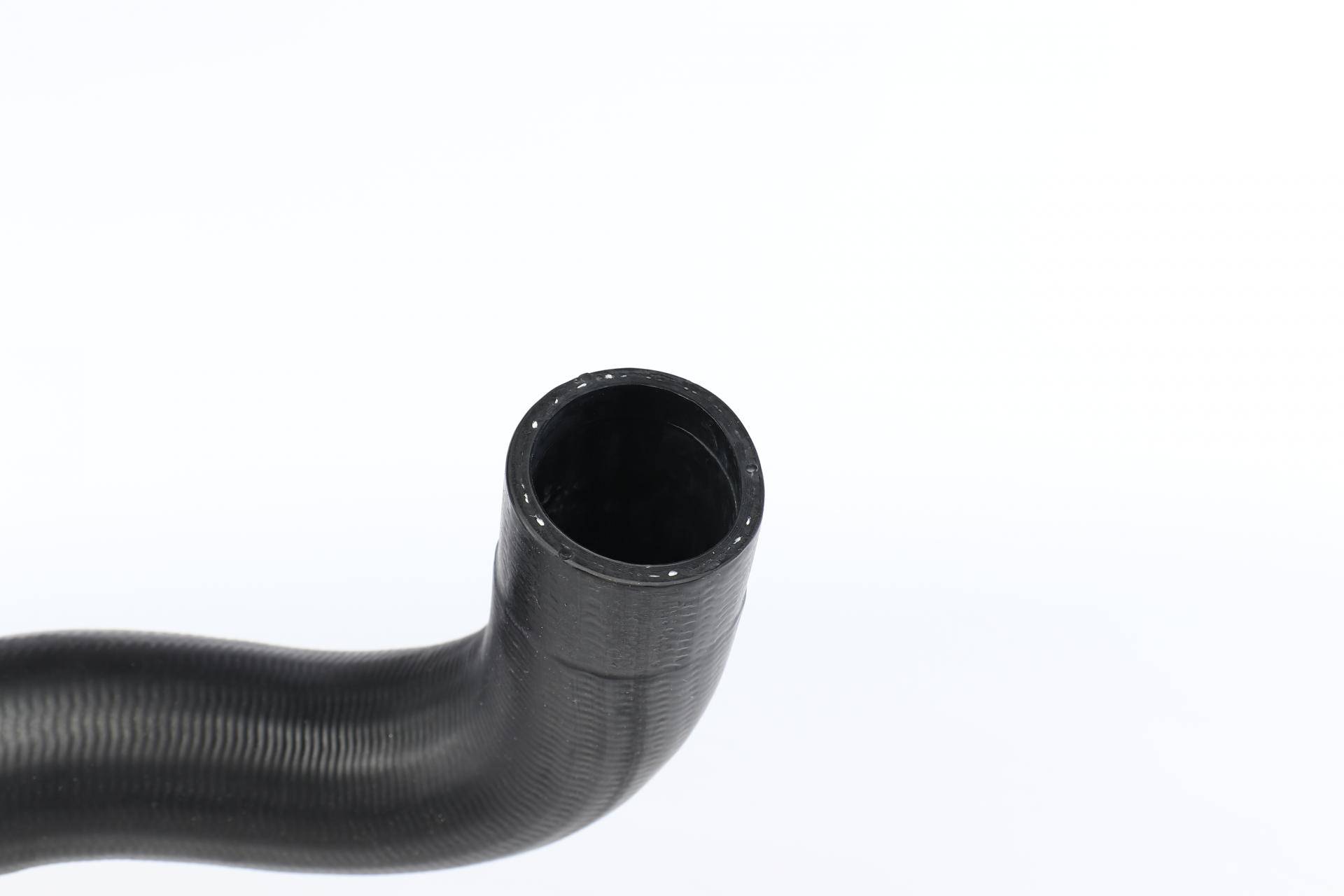 Патрубок радіатора (верхній) MB M-class (W163) 3.2/3.7 98-05