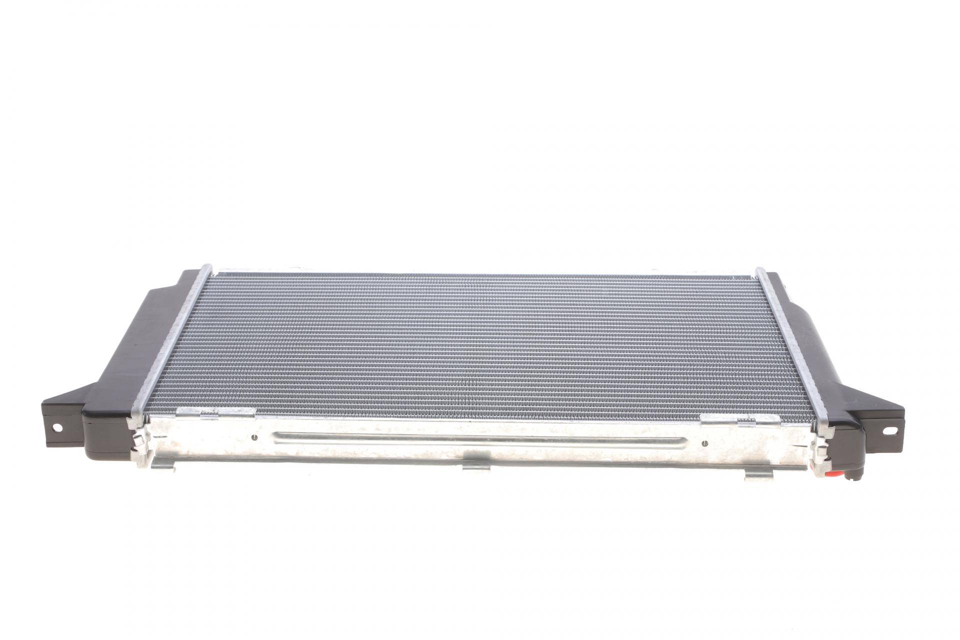 Радіатор охолодження Audi 80/Coupe 1.9D/2.0 89-96