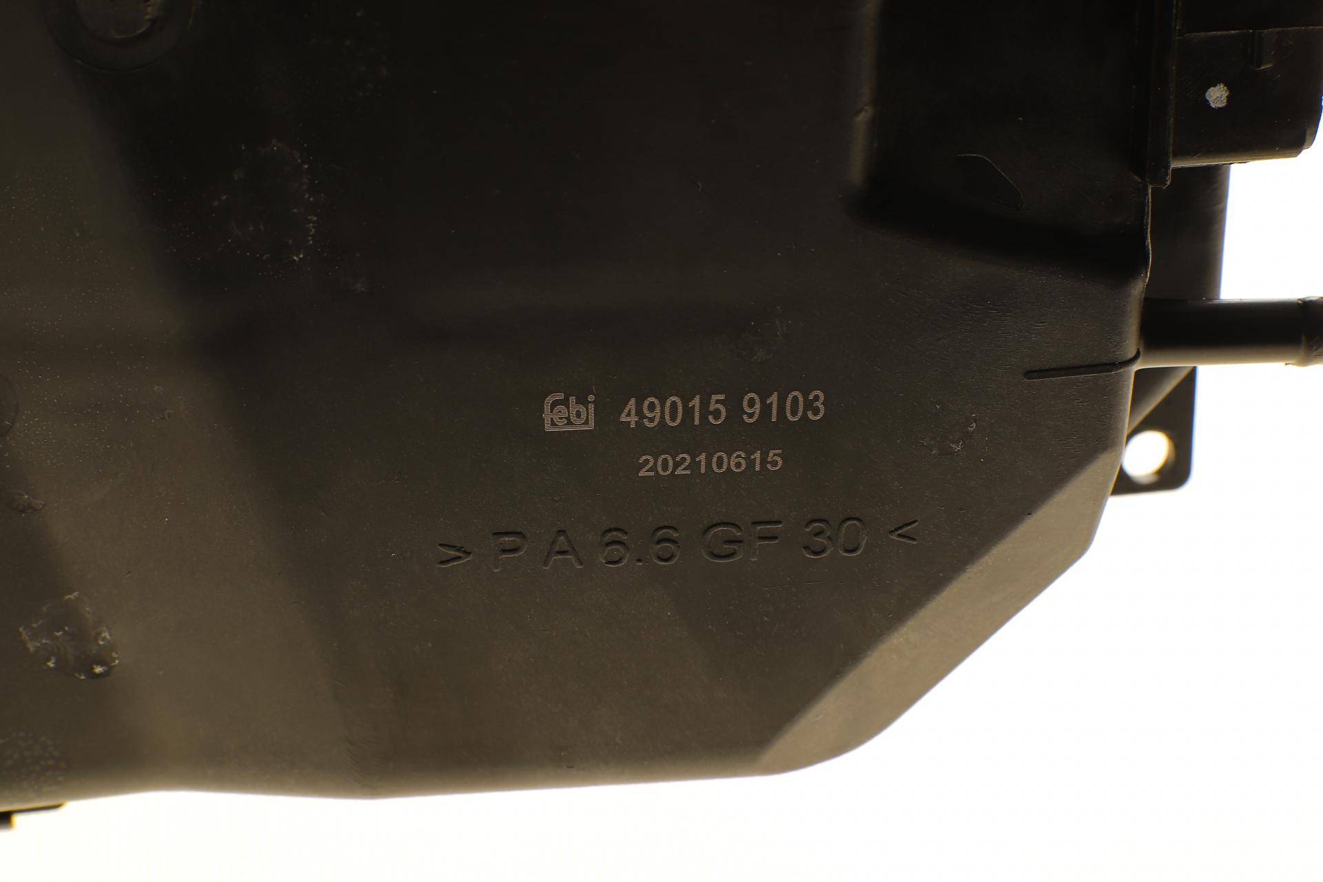 Бачок розширювальний Audi Q7 06-15/ Porsche Cayenne 03-10/ VW Touareg 02-10