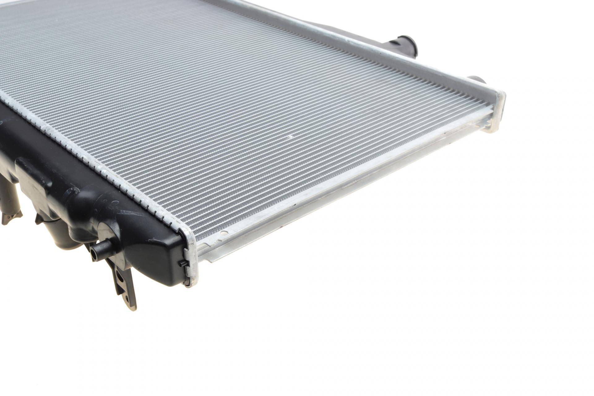 Радіатор охолодження Honda Civic VIII 1.4/1.8 05-