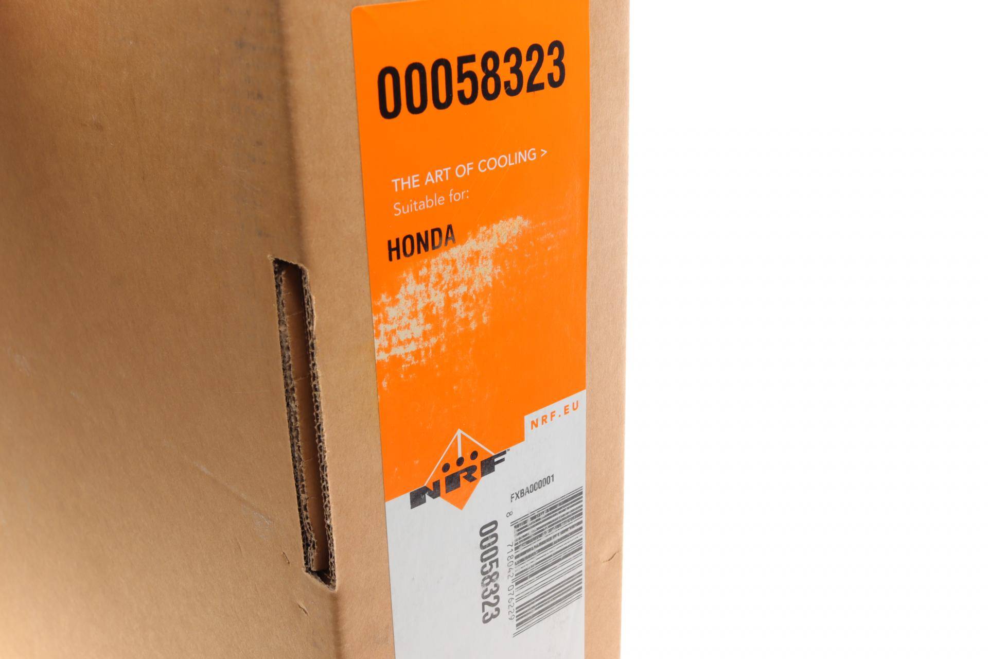 Радіатор охолодження Honda Civic VIII 1.4/1.8 05-