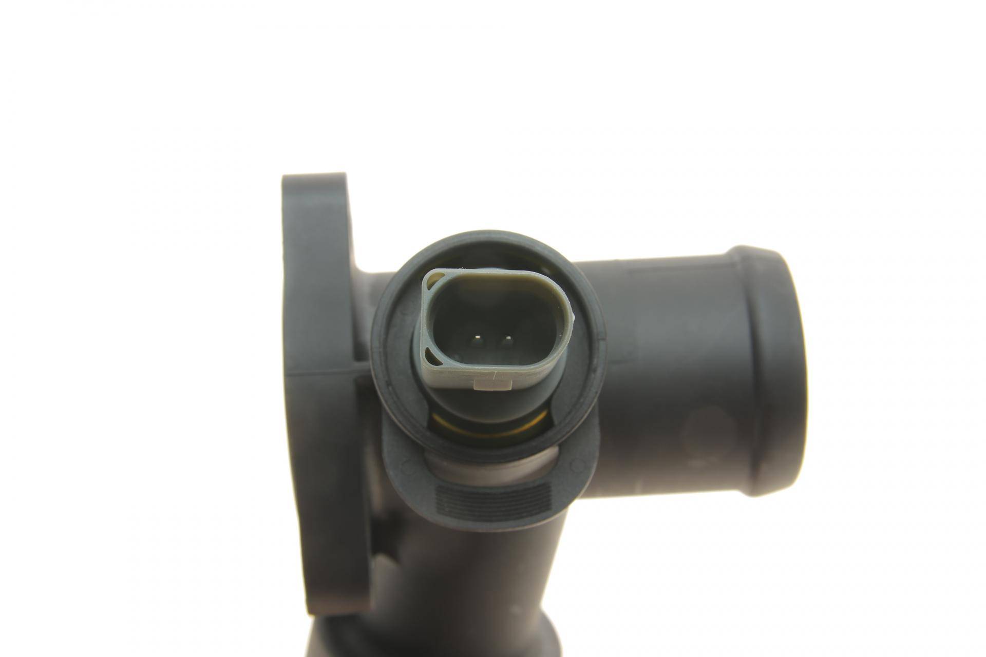 Фланець системи охолодження Skoda Superb/VW Passat 3.6 FSI 08-15