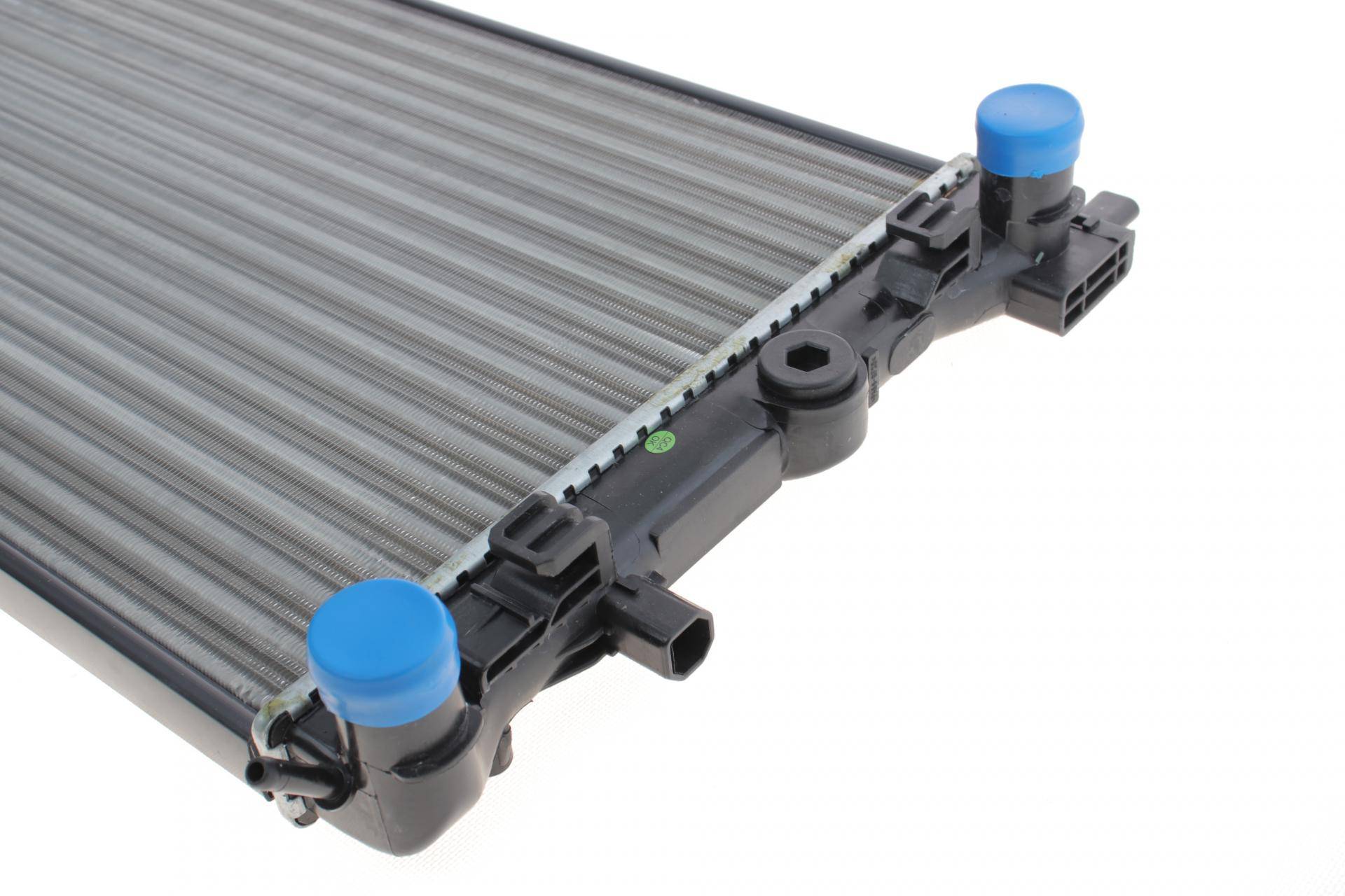 Радіатор охолодження Skoda Fabia/Rapid/Roomster/VW Polo 06- (Економ-клас)