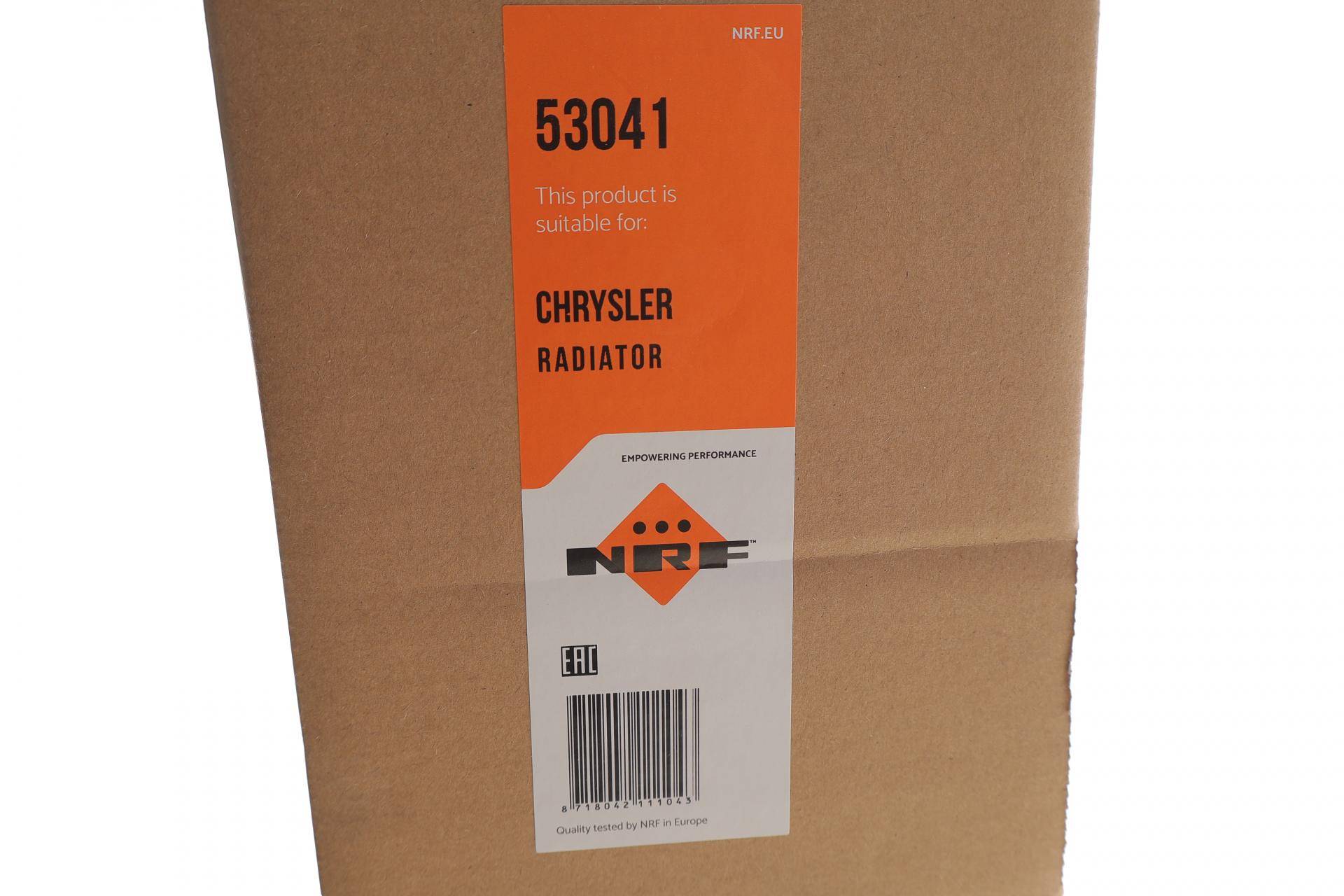 Радіатор охолодження Chrysler 300C 04-