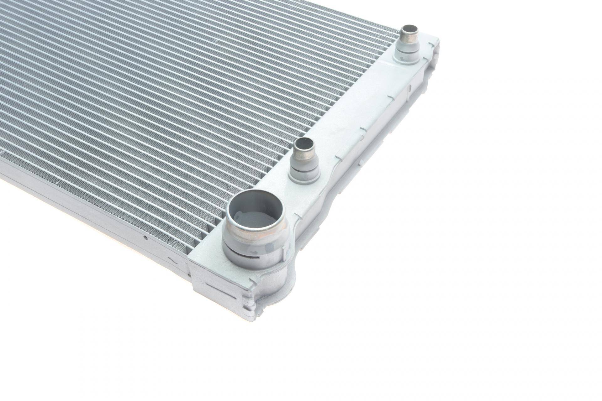 Радіатор охолодження BMW 5 (F10) 10-16 (N55)