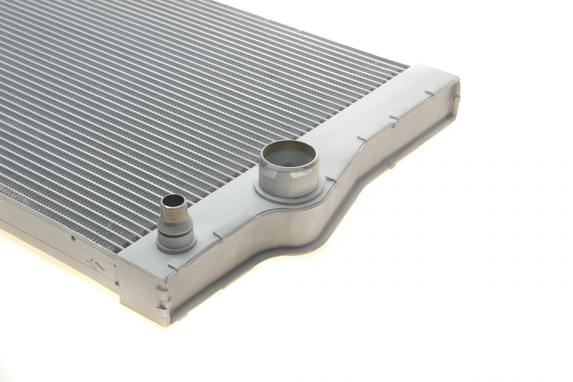 Радіатор охолодження BMW 5 (F10) 10-16 (N55)