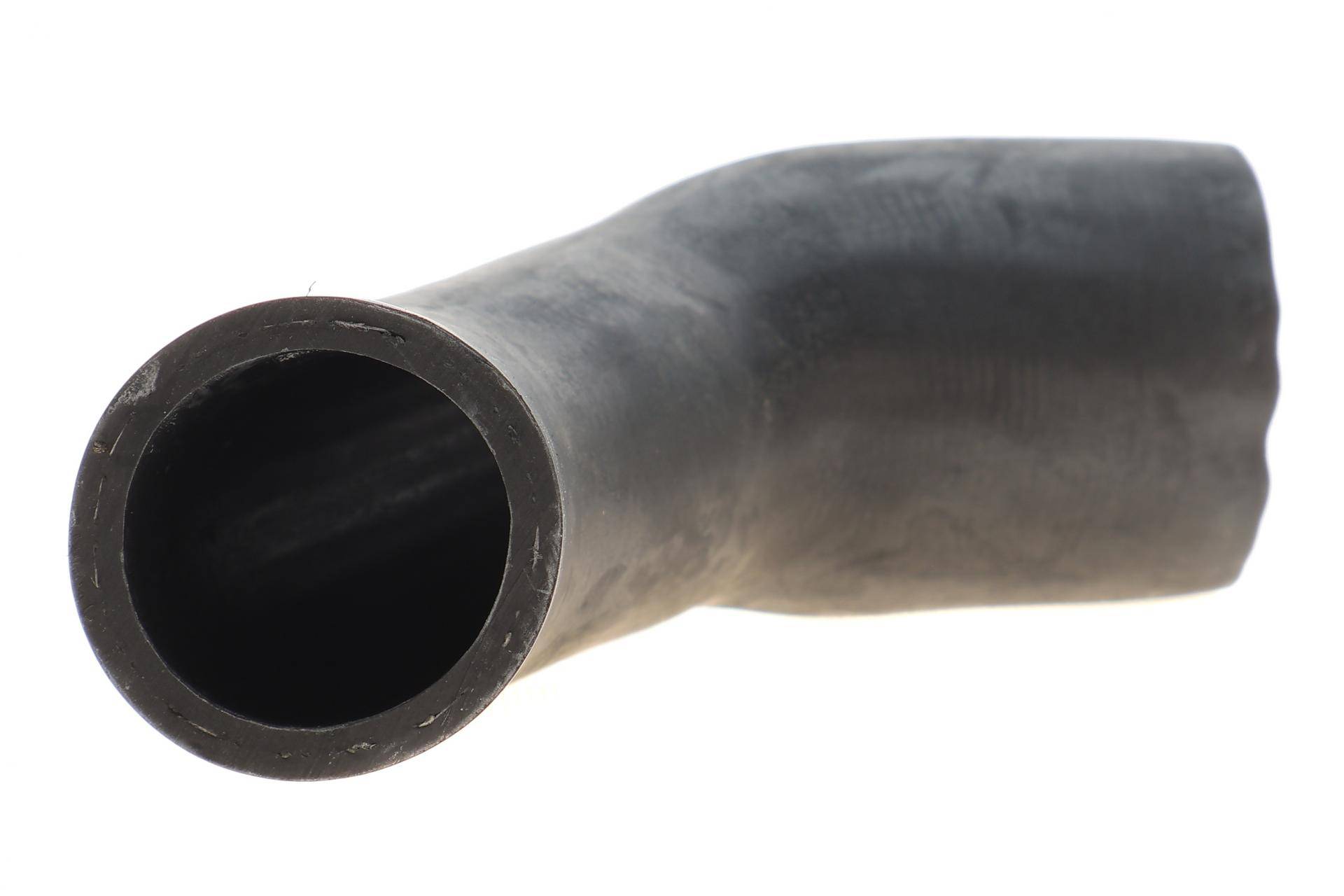 Патрубок системи охолодження Opel Ascona C/B/Record D 1.2/2.0D-2.3D -86