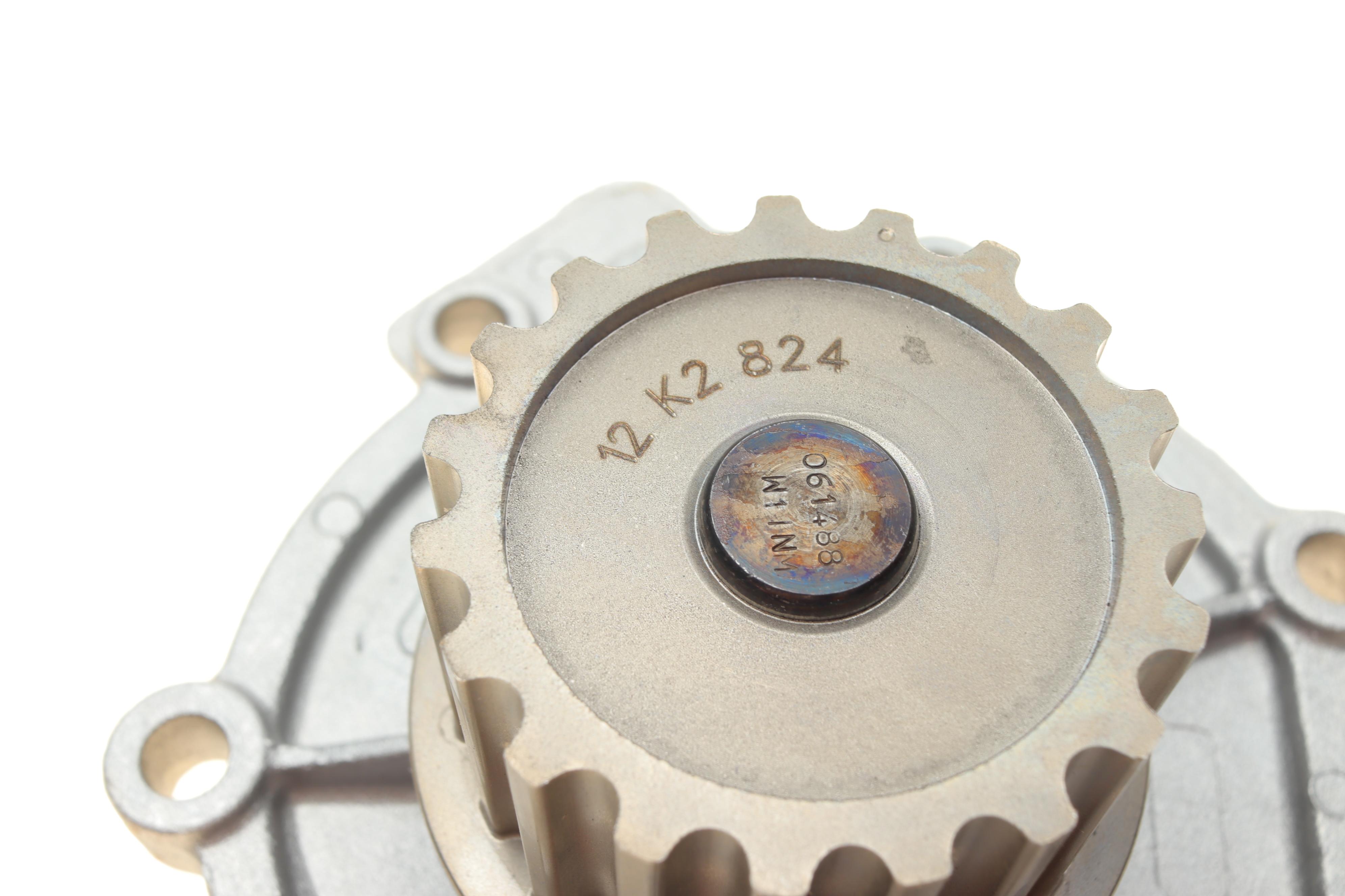 Помпа води Volvo С30/70/S40/60/80/V50/60/70/XC60/70/90 2.0/2.4D/2.8-3.0 02- (19z) (R/B) (7 лоп)