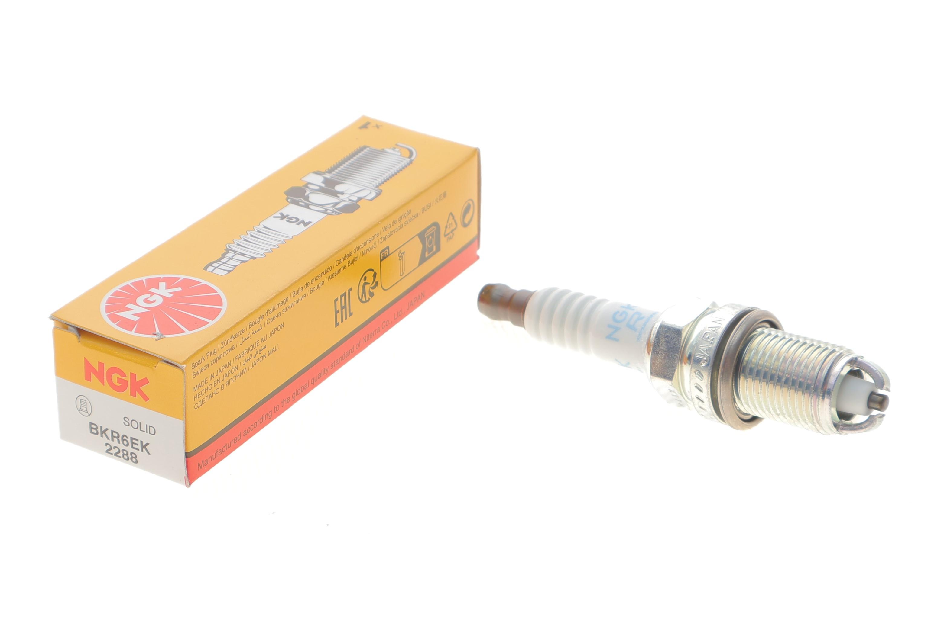 Свічка запалювання Citroen Berlingo/Peugeot Partner 1.1/1.4/1.8i (BKR6EK)