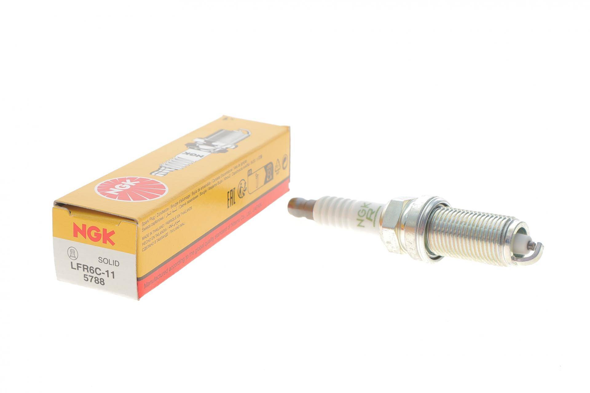 Свічка запалювання Toyota Land Cruiser 2.7/4.0 02-/Mitsubishi Colt 1.1-1.5 04-12 (LFR6C-11)