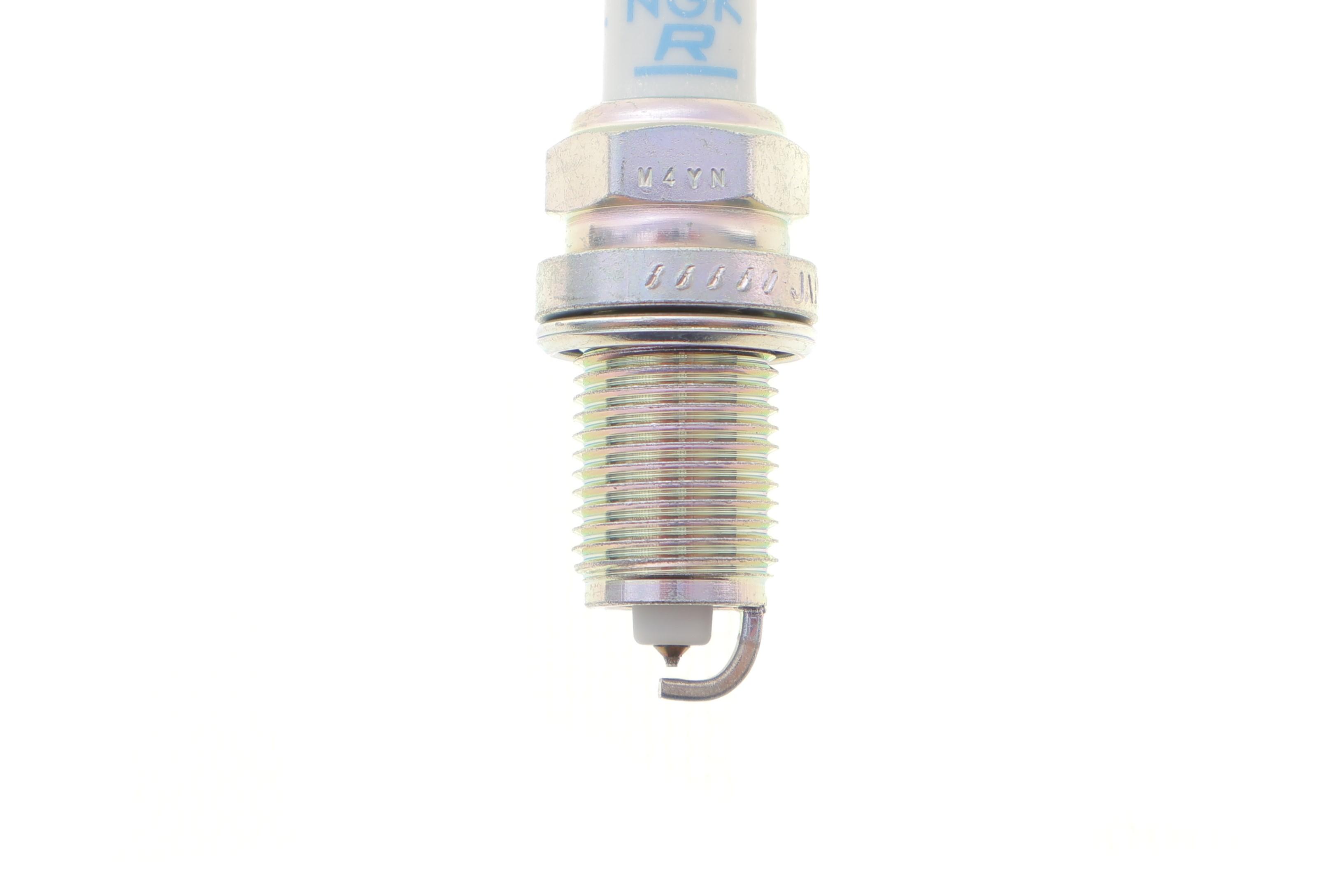 Свічка запалювання Toyota Corolla 1.6 GTi 87-94 (BKR6EP-8)