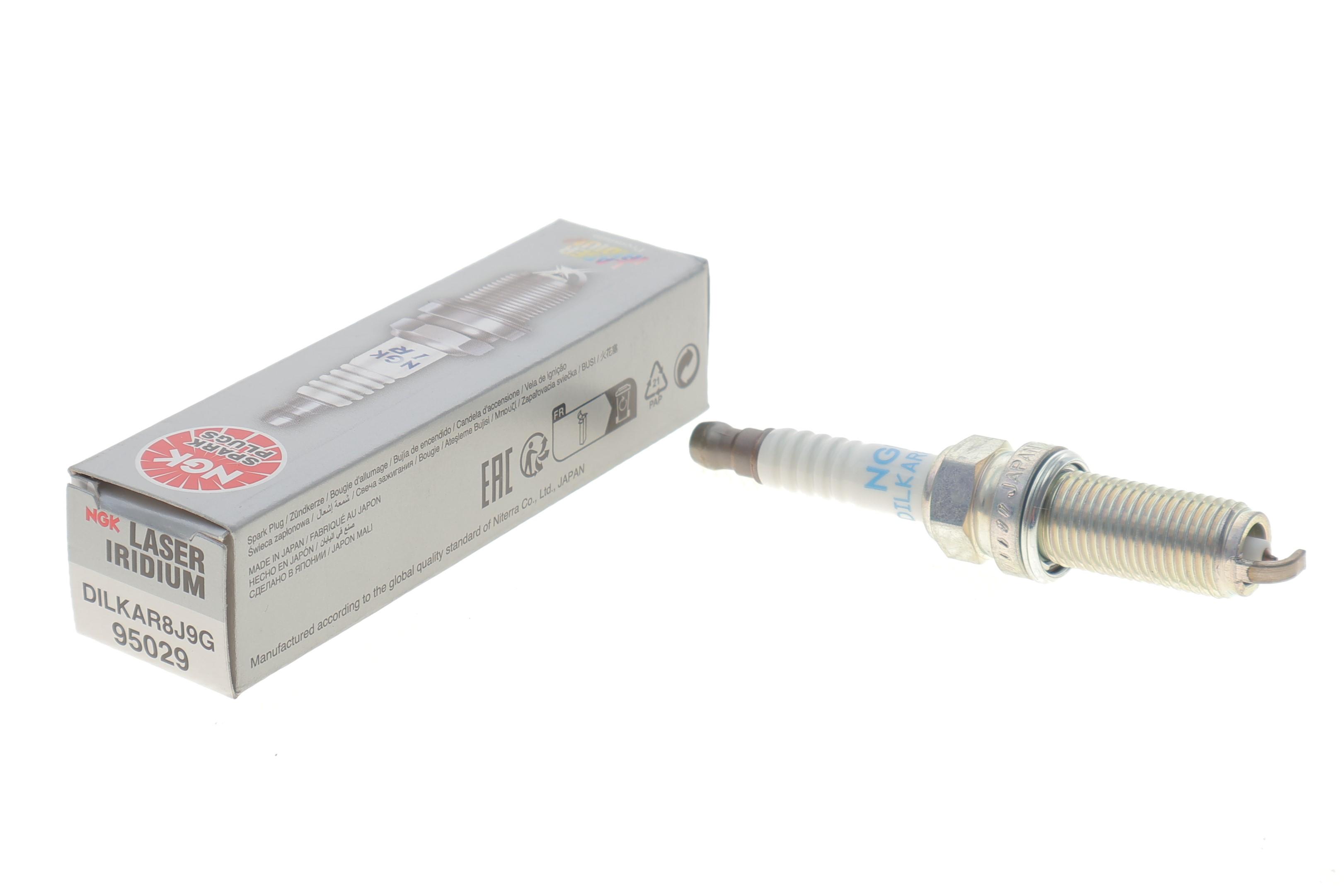 Свічка запалювання Toyota Corolla 1.2 19- (DILKAR8J9G)