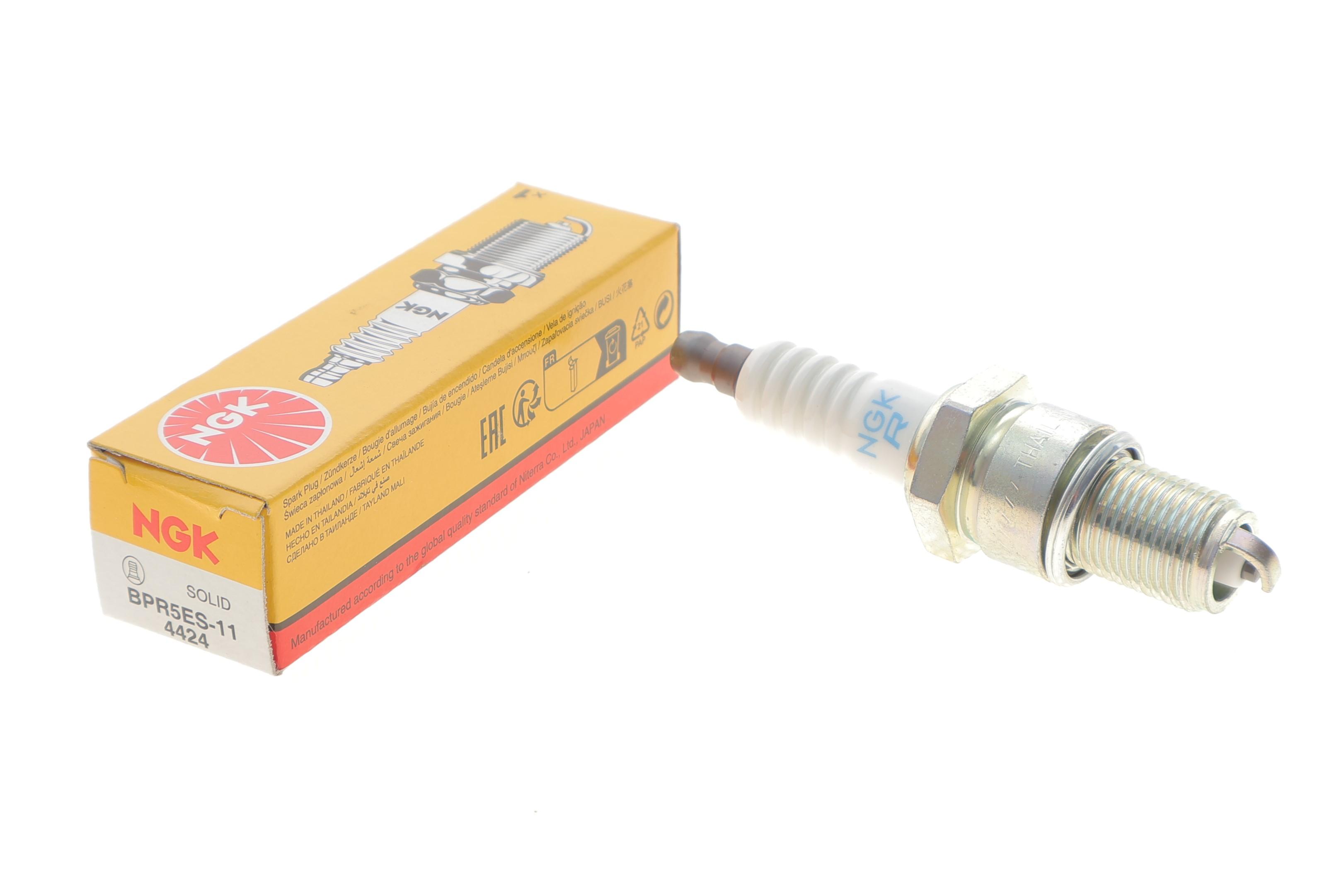 Свічка запалювання Hyundai Galloper/Kia Rio/Mitsubishi Pajero/Nissan Micra 86-05 (BPR5ES-11)