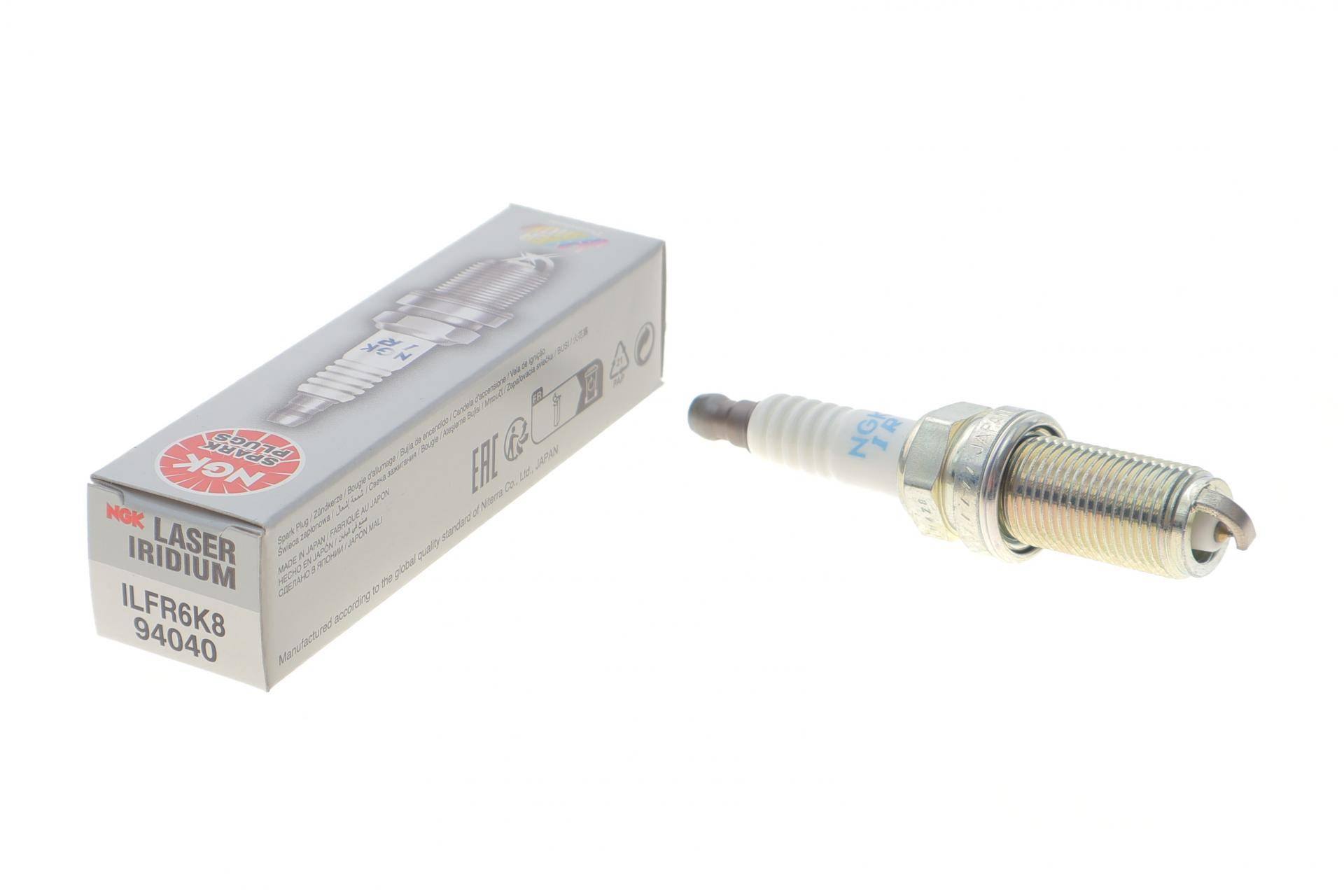 Свічка запалювання Volvo S80/V70 08-11 (ILFR6K8)