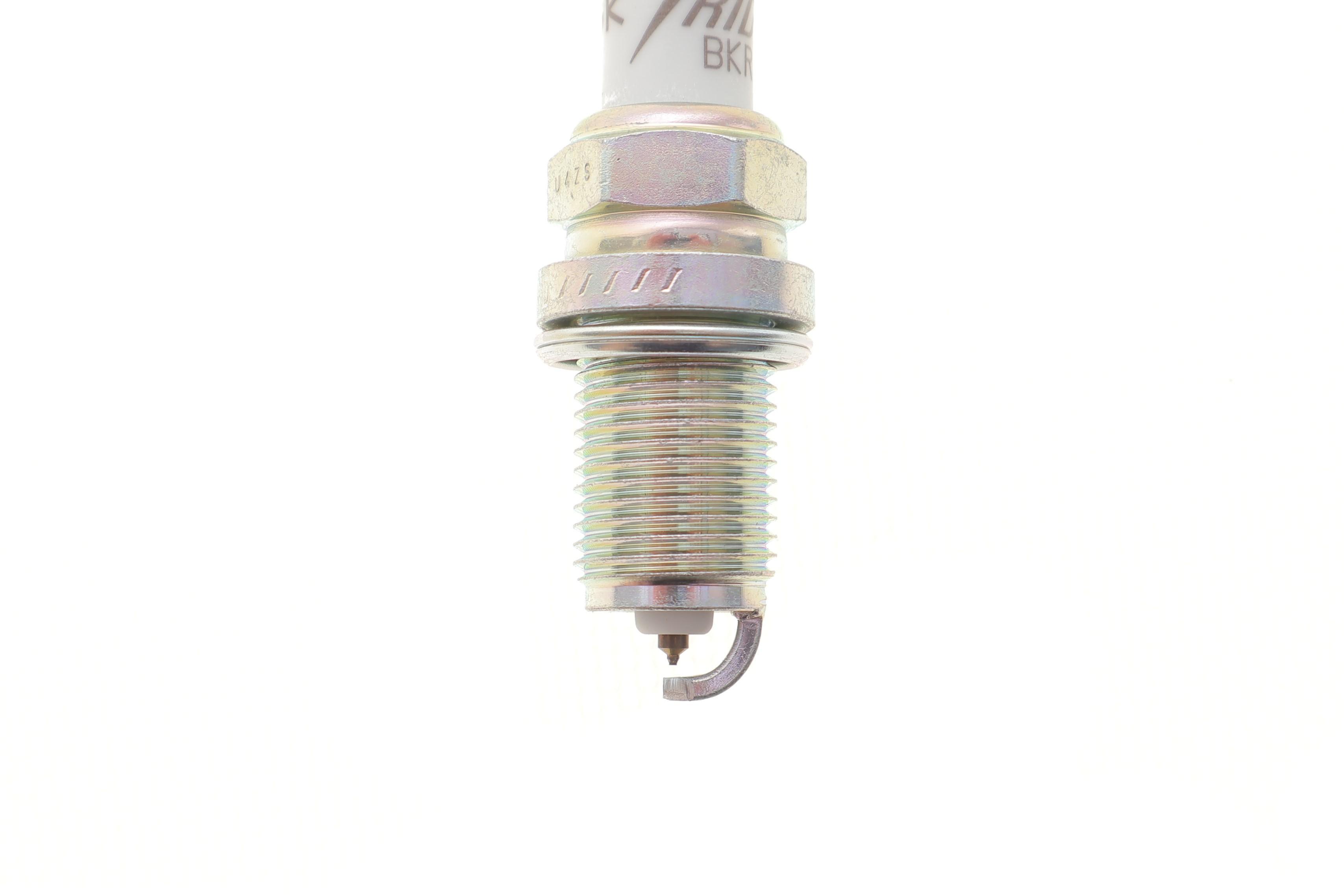 Свічка запалювання Nissan Primera 1.6 90-02 (BKR7EIX)