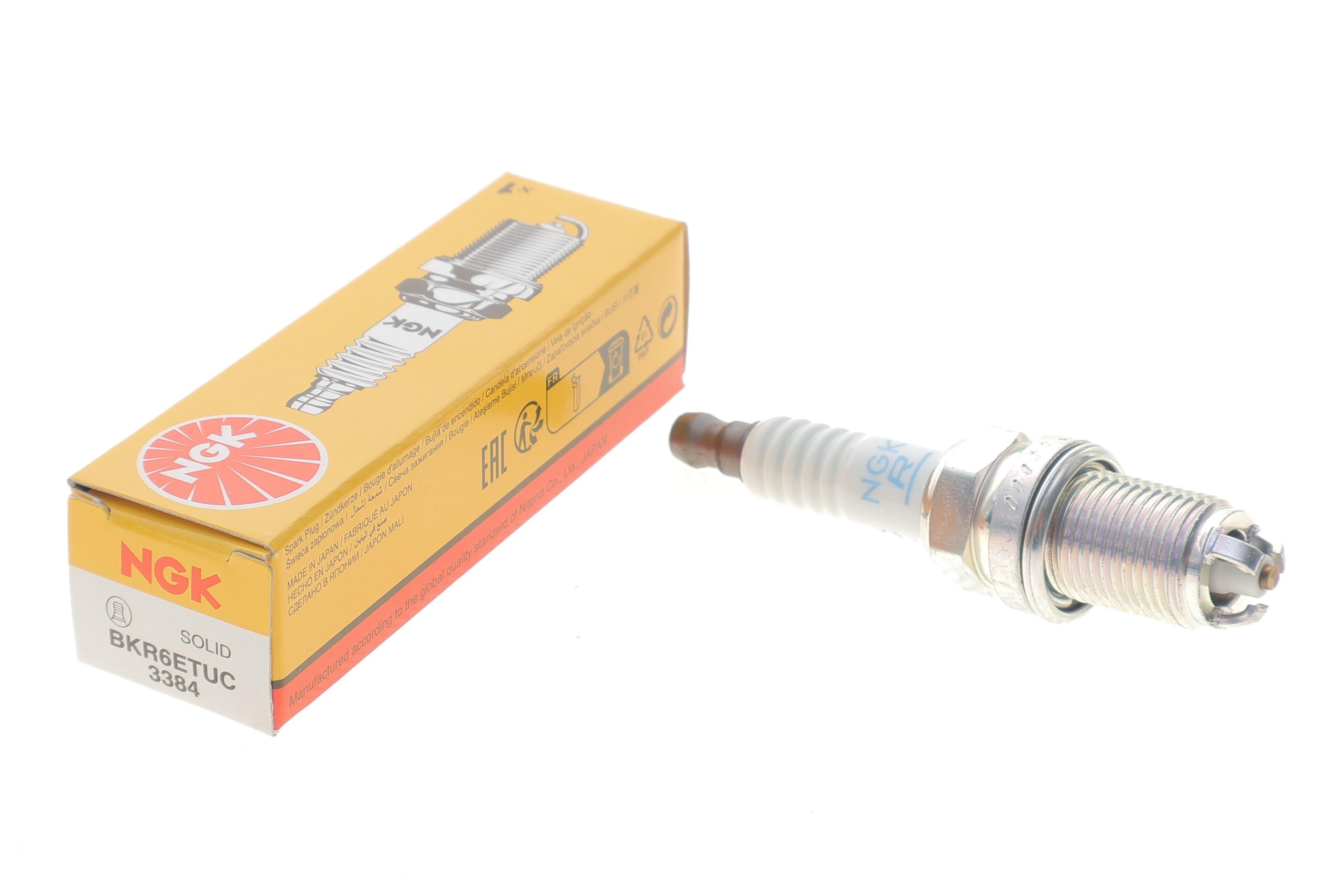 Свічка запалювання Renault Laguna 95-01/Volvo C70/S40/S60/S70/S80/V40/V70 95-10 (BKR6ETUC)