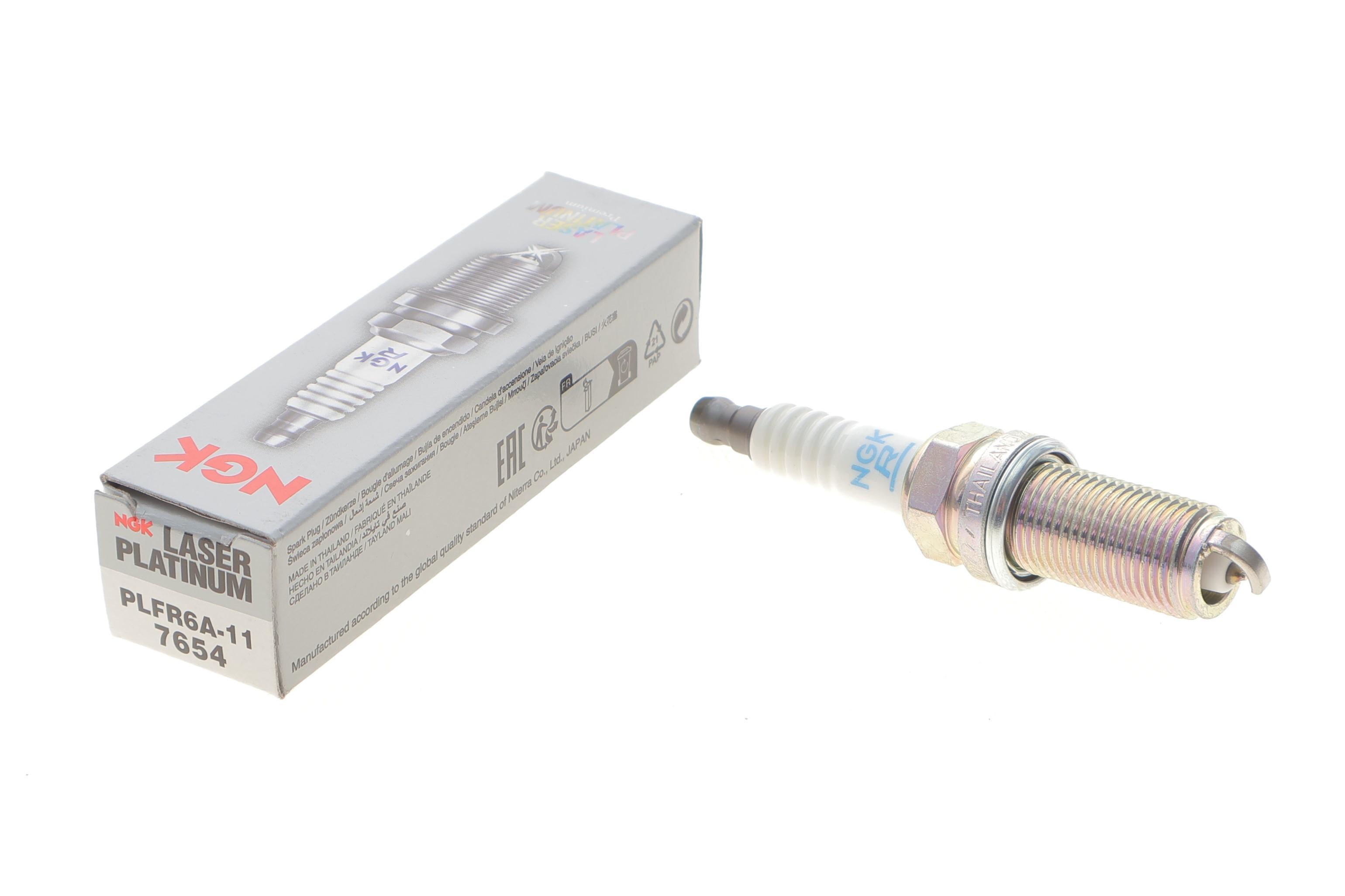Свічка запалювання Nissan Pathfinder/X-Trail 01- (PLFR6A-11)