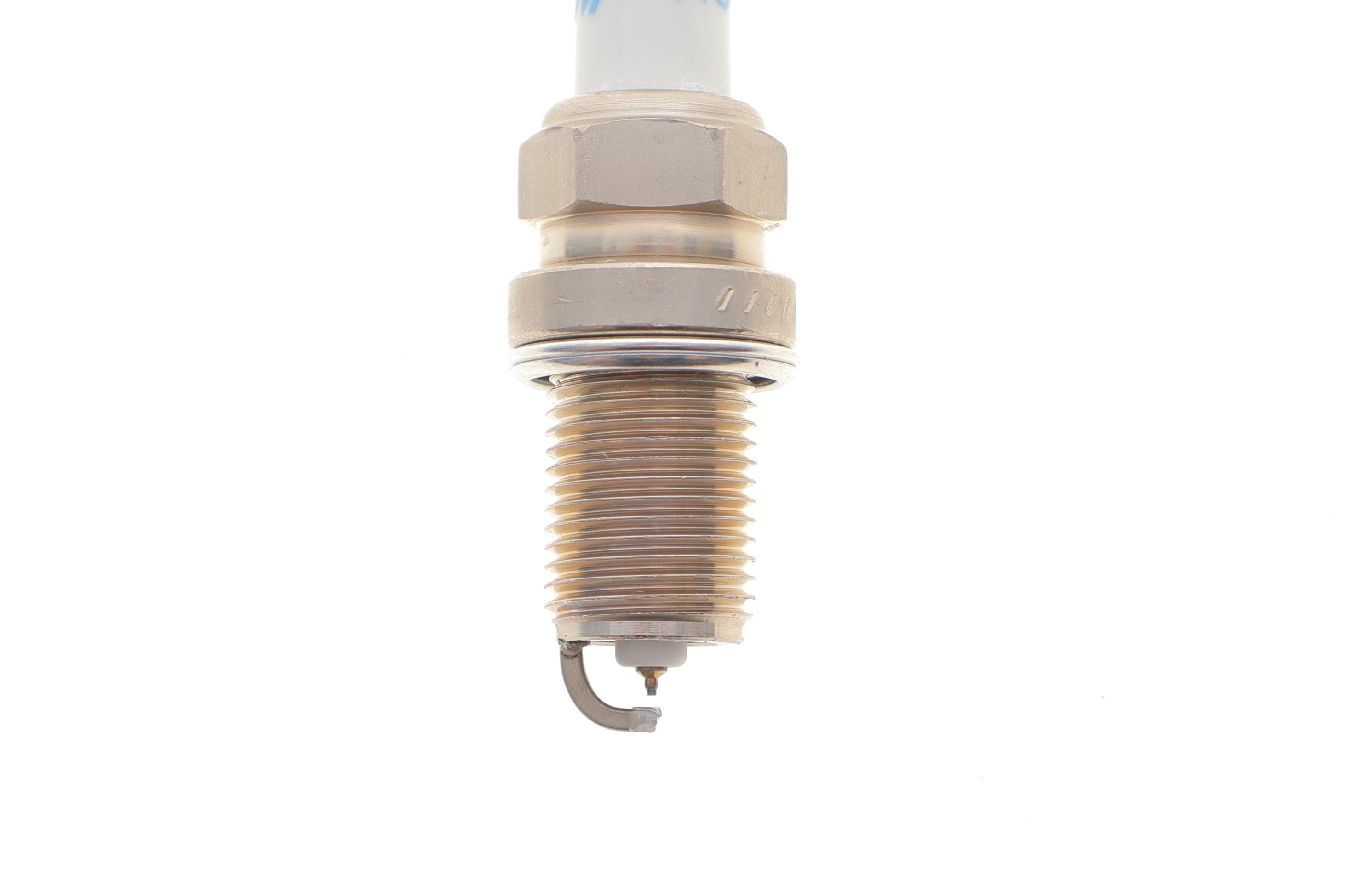 Свічка запалювання Citroen Jumper 2.0 94-02/Ford Transit 2.9i 91-94/MB E-class (W124/W210) 2.0-5.0 93- (LPG3)