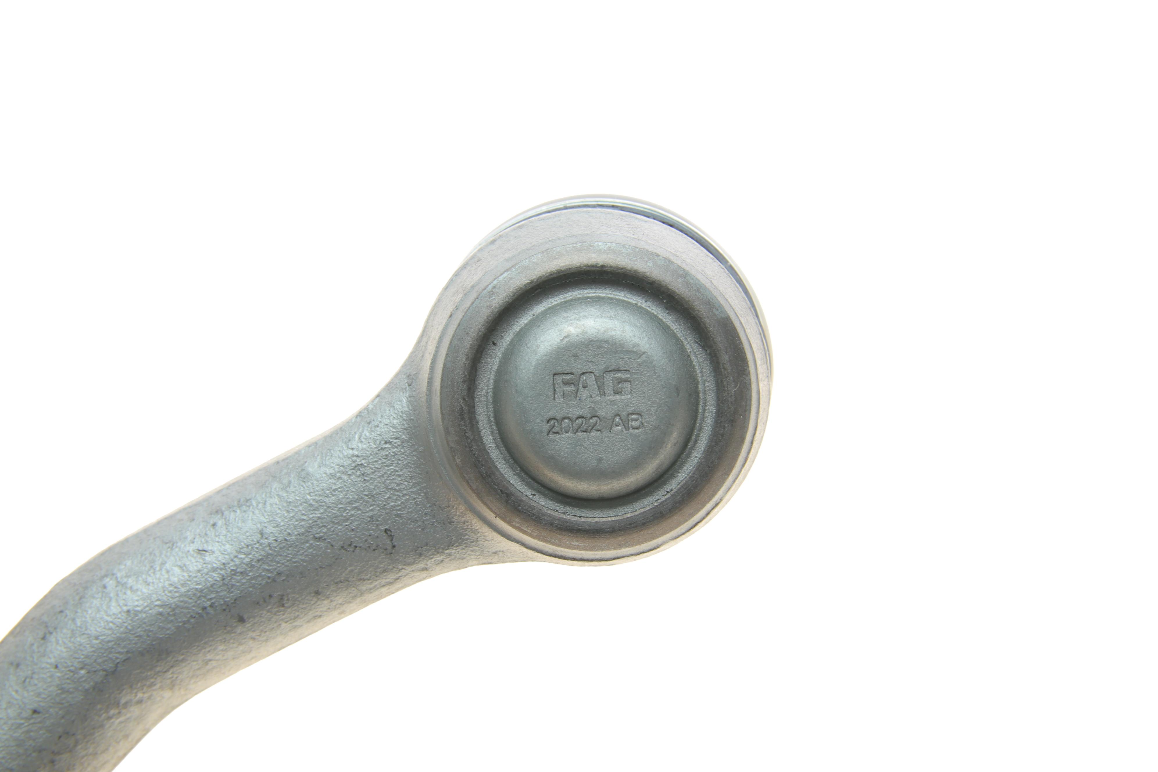 Наконечник тяги рульової (R) Nissan NP300 Navara 2.3/2.5 dCi 14-