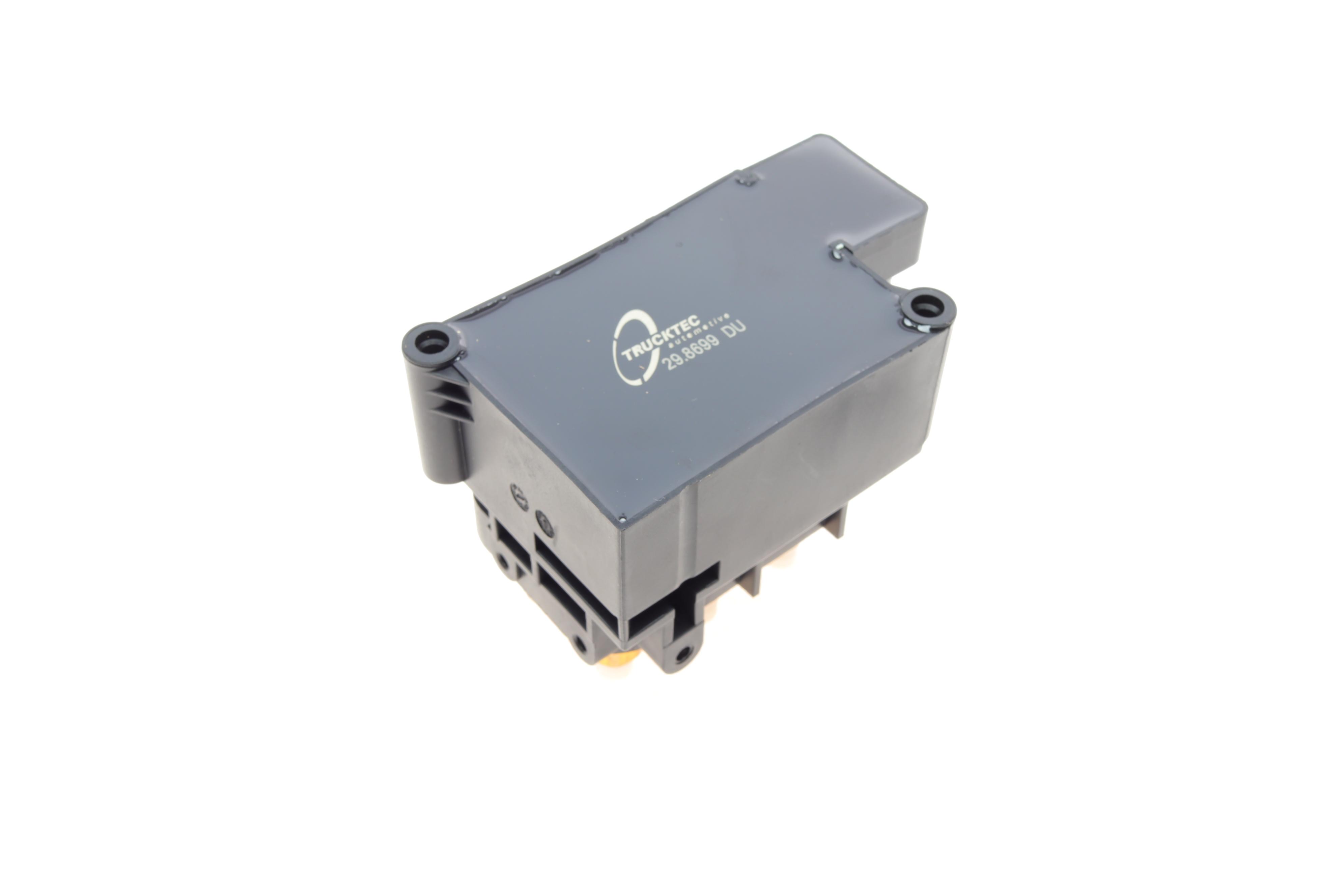 Клапан пневмопідвіски MB S-class (W221) 05-13