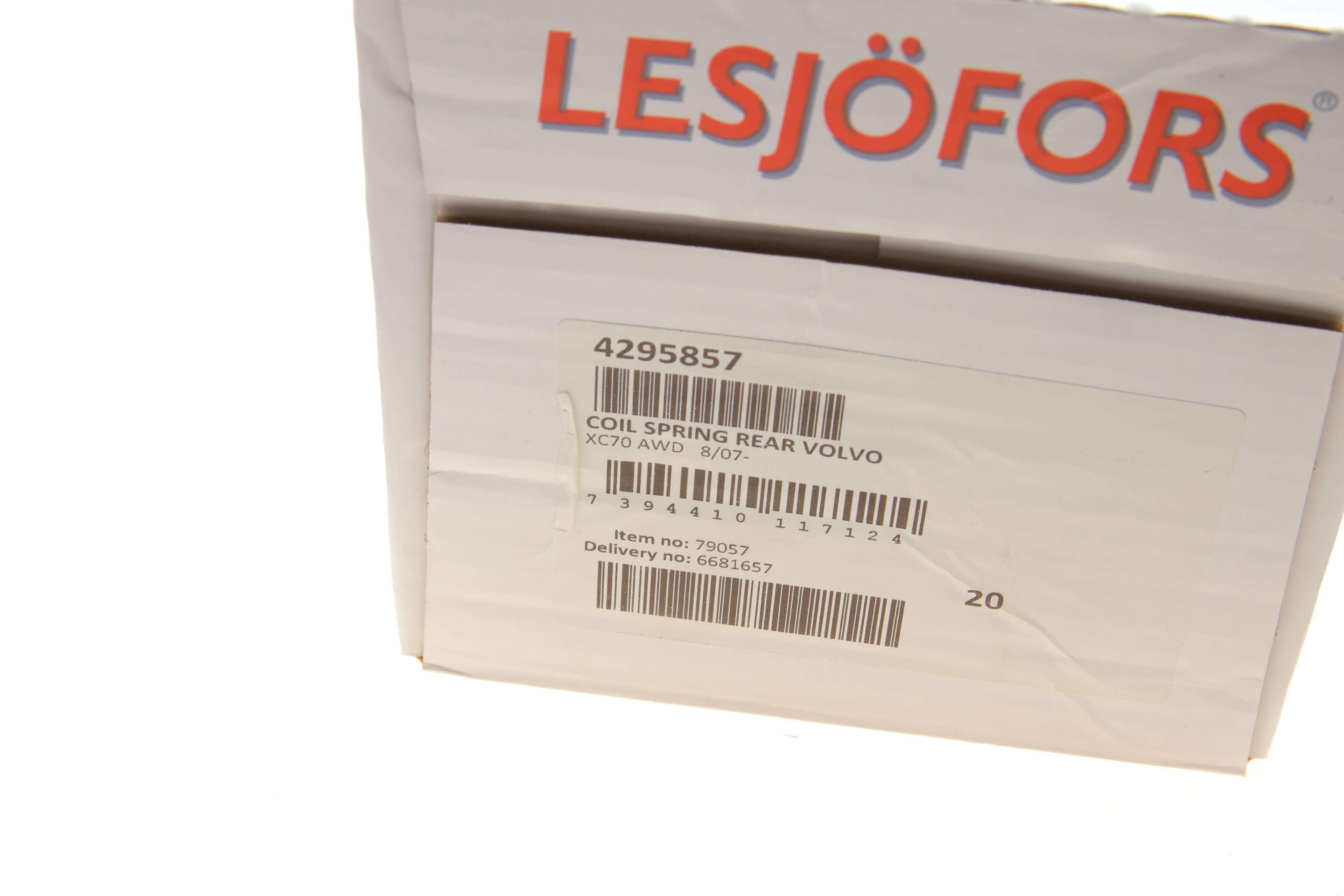 Пружина (задня) Volvo XC70 2.4D/D4-D5 AWD 07-16 (універсал) (з станд.ход.ч) (крім Four-C)