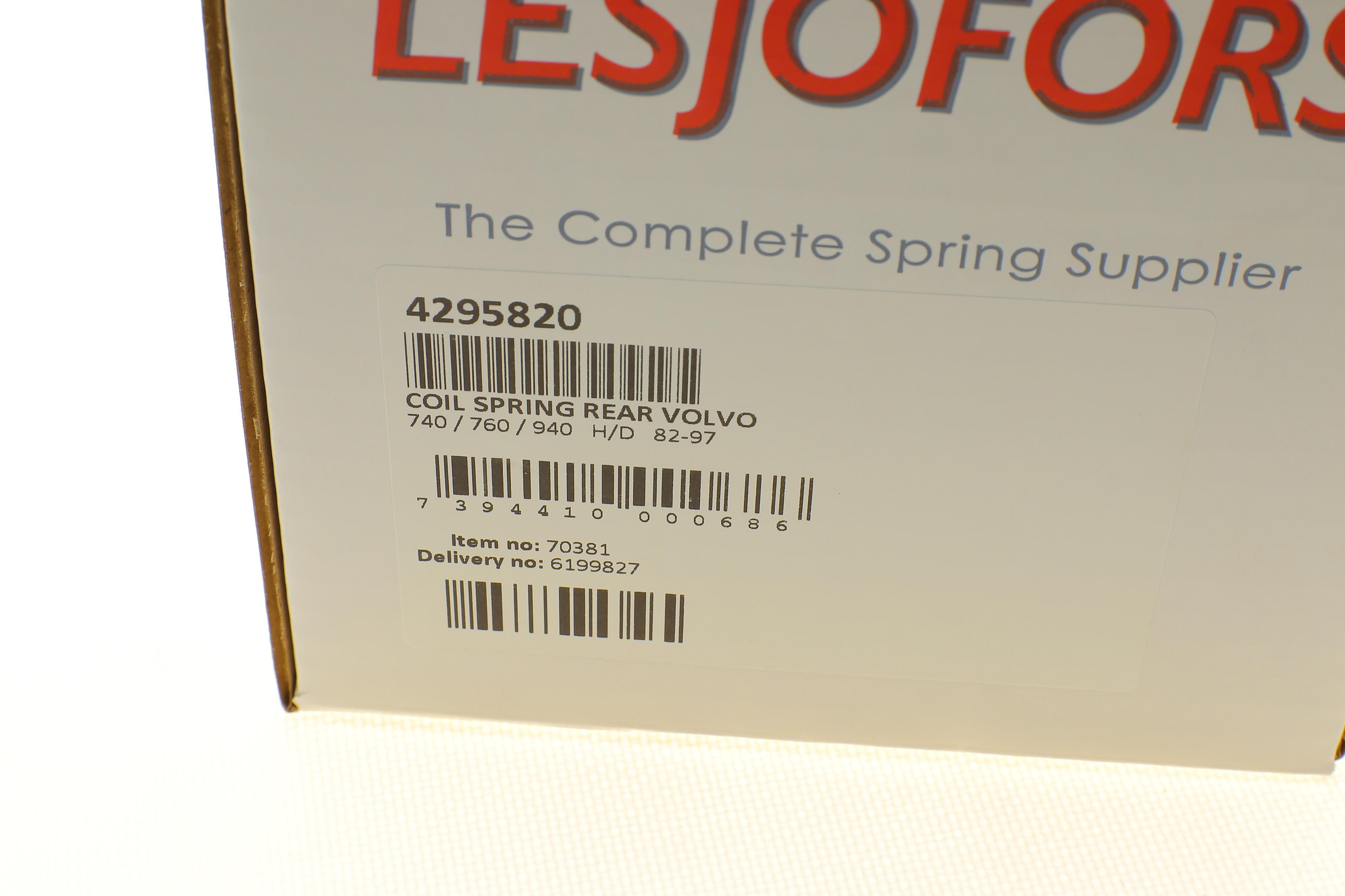 Пружина (задня) Volvo 740/760/940 2.0/2.3/2.4D/TD 83-98 (седан) (без с-ми рег.дор.просвіту) (HD)