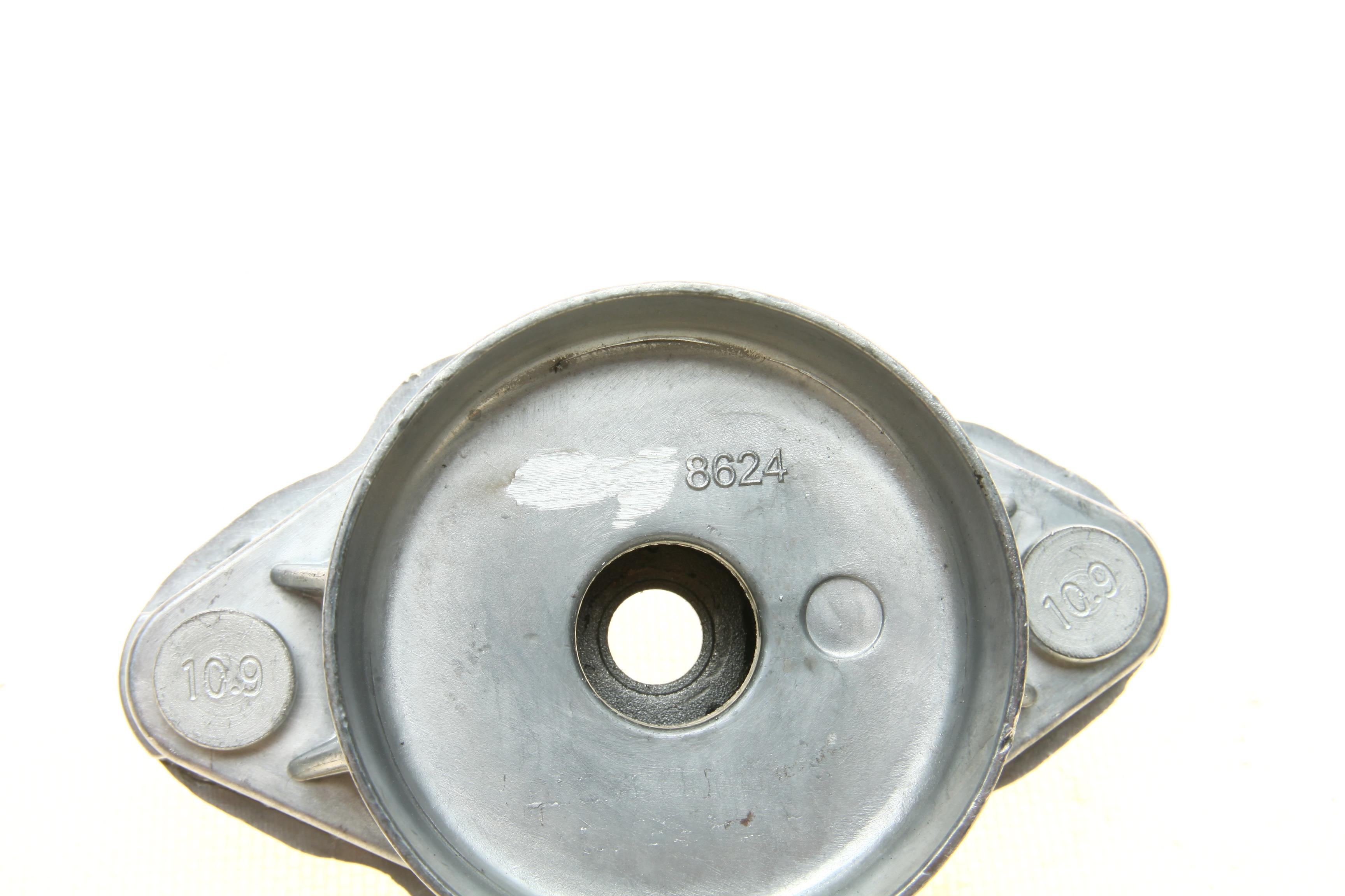 Подушка амортизатора (заднього) MB C-class (W204) 1.6-6.2 07-