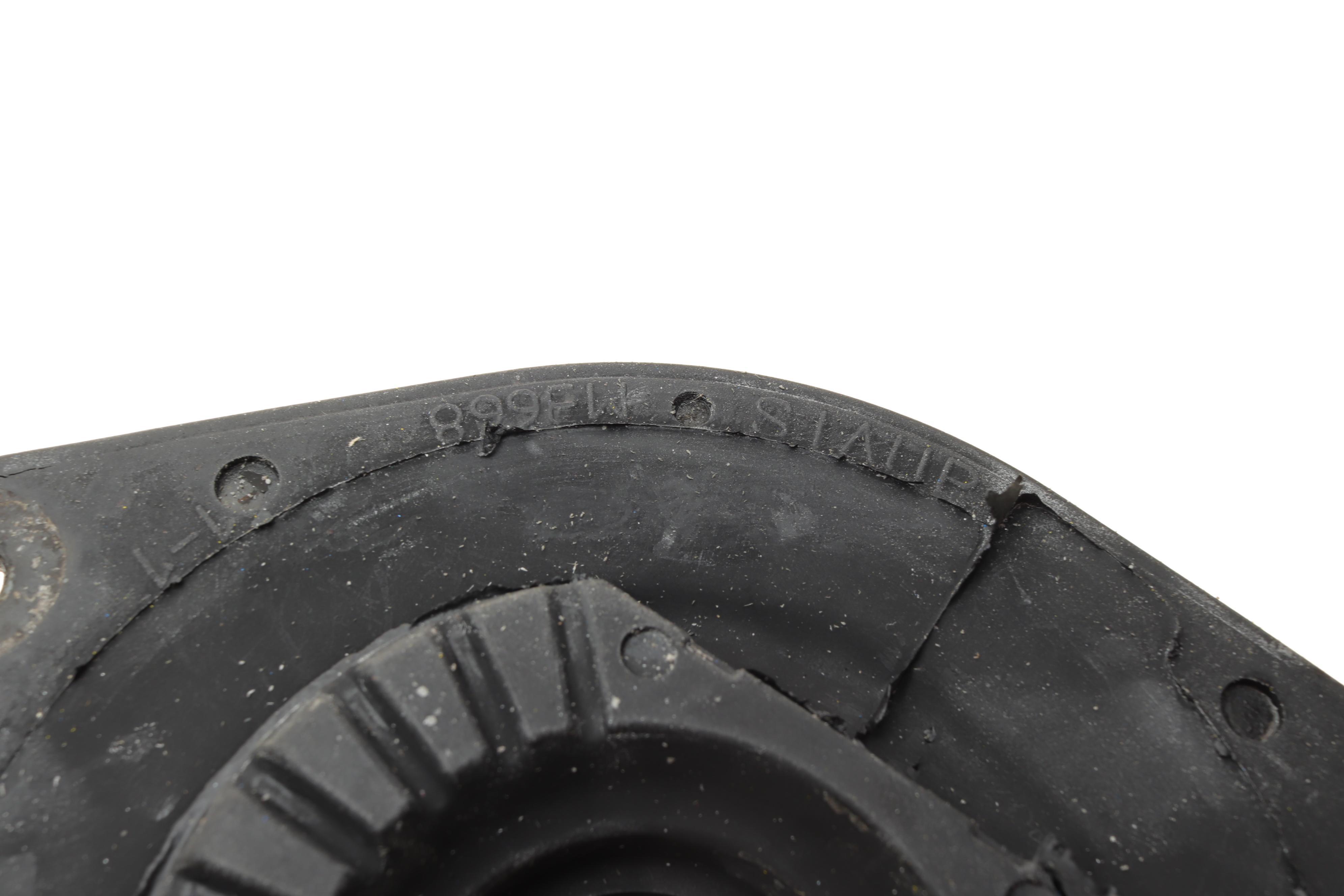 Подушка амортизатора (переднього) + підшипник Renault Latitude 2.0/1.5-3.0dCi 11- (R)